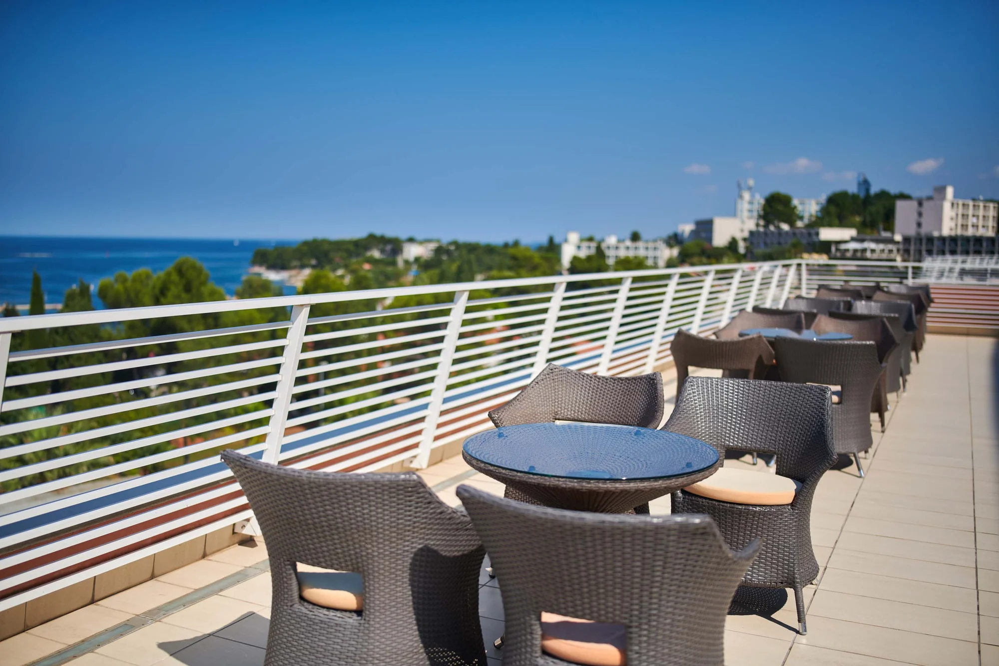 Dovolená v Poreči: 4* hotel 100 metrů od pláže, all inclusive, bazény a animační program