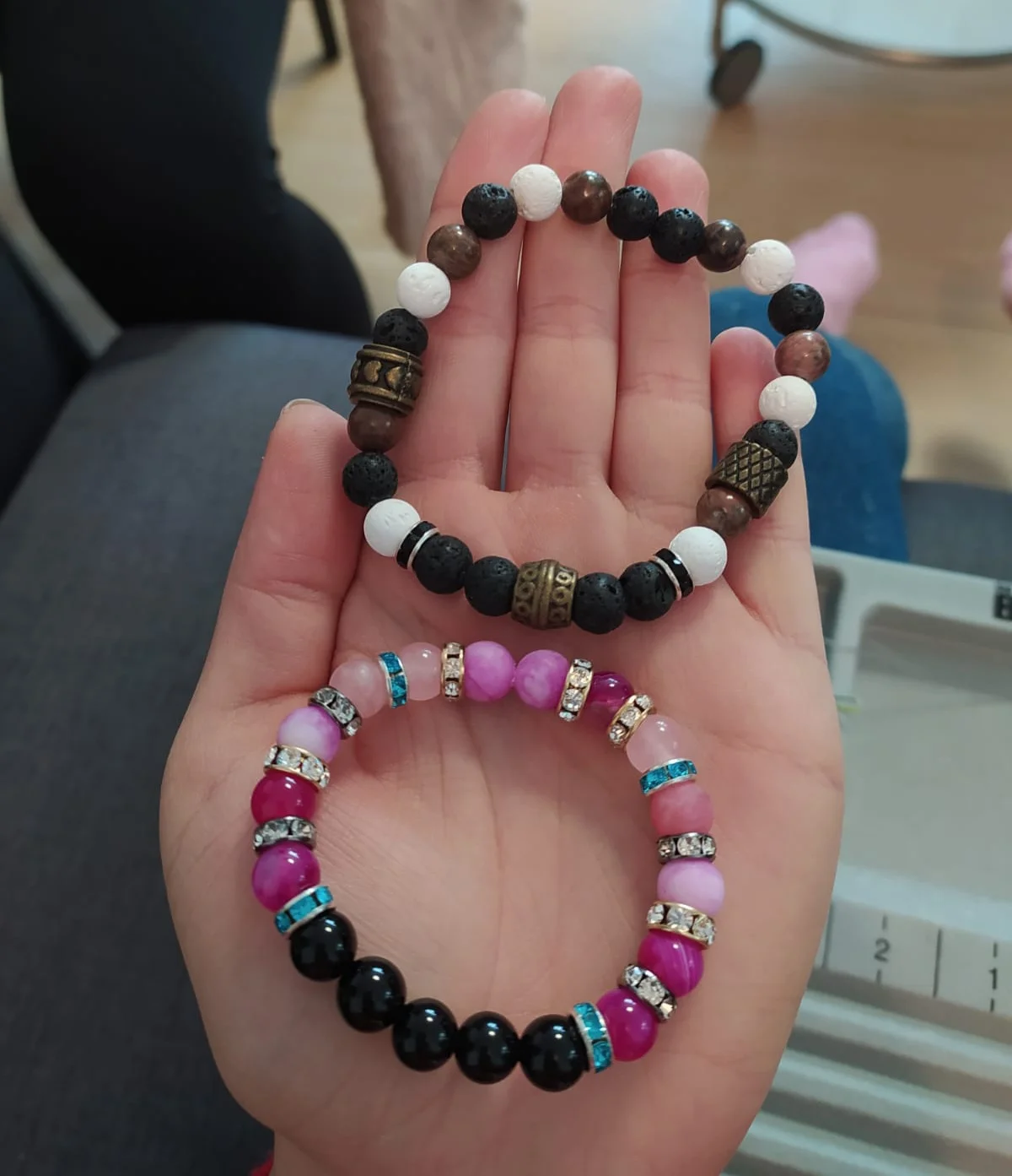 Workshop výroby 5 boho náramků z minerálů i jablonecké bižuterie