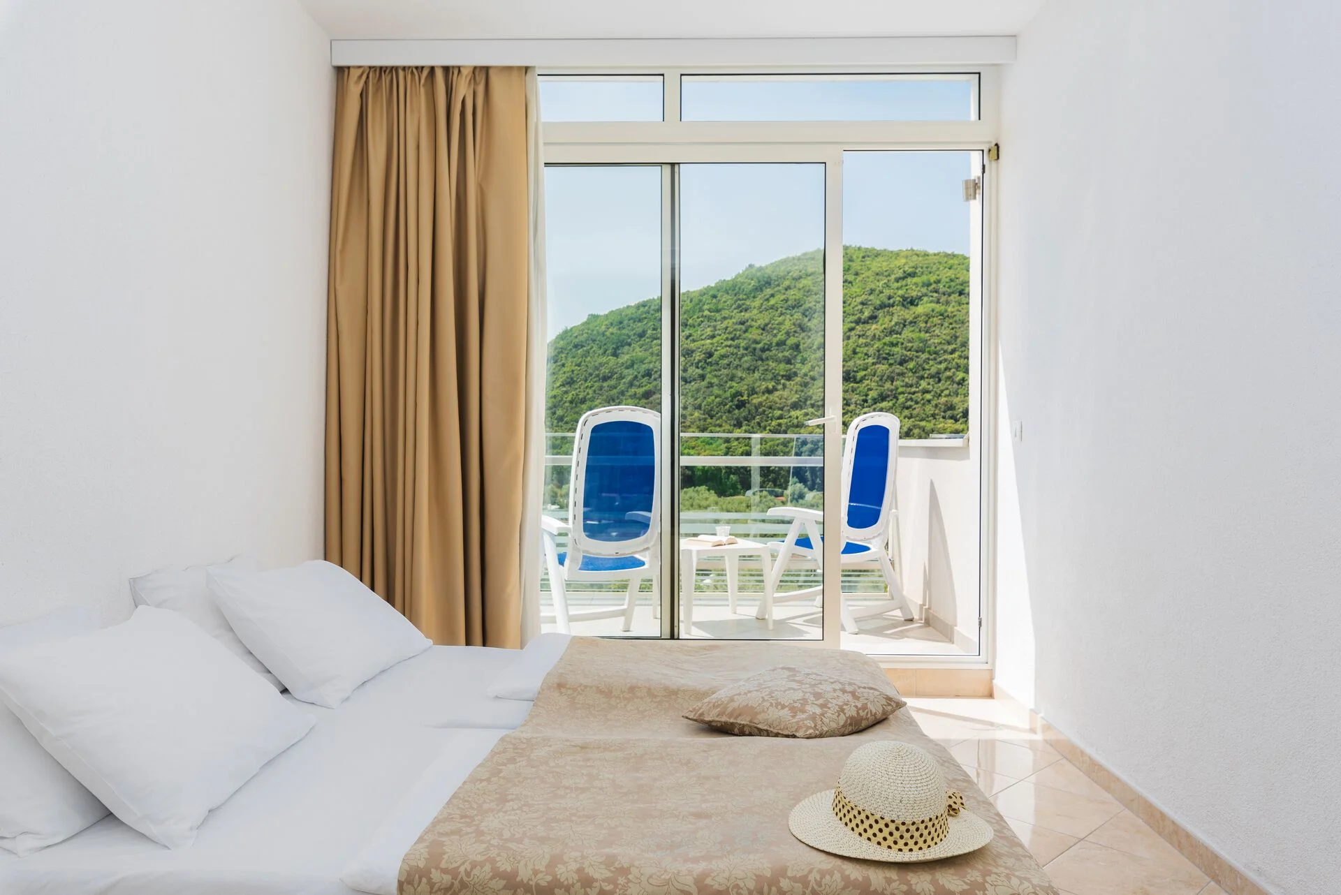 Dovolená v Rabacu: 4* rodinný hotel u pláže, bazény a snídaně, polopenze či all inclusive