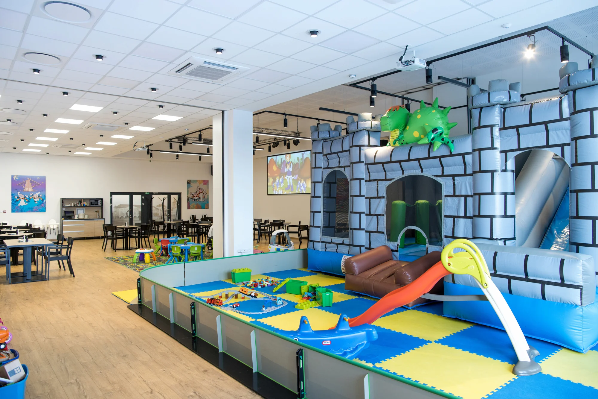 Pohádkový Jičín: snídaně či polopenze, vstup do wellness i do aquaparku a zážitky pro děti