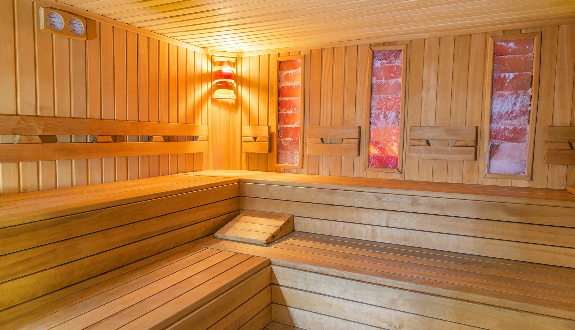 Pěkný 4* hotel přímo v centru Budapešti: snídaně a neomezený vstup do sauny