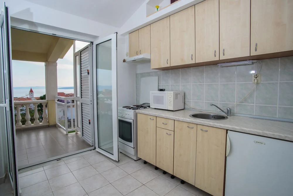 Týdenní pobyt v apartmánech a studiích VESA v Chorvatsku včetně dopravy: 400 m od pláže