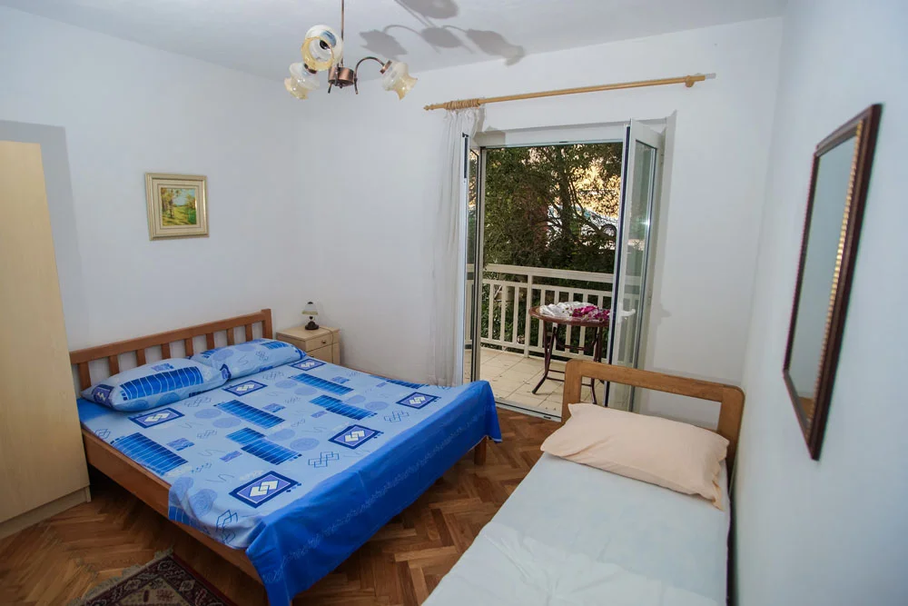 Týdenní pobyt v apartmánech a studiích VESA v Chorvatsku včetně dopravy: 400 m od pláže