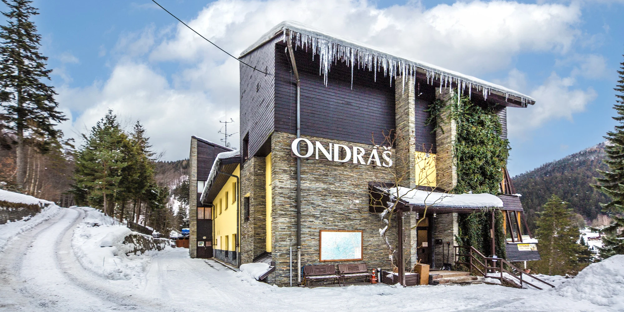 Dovolená se snídaní či polopenzí přímo pod Lysou horou