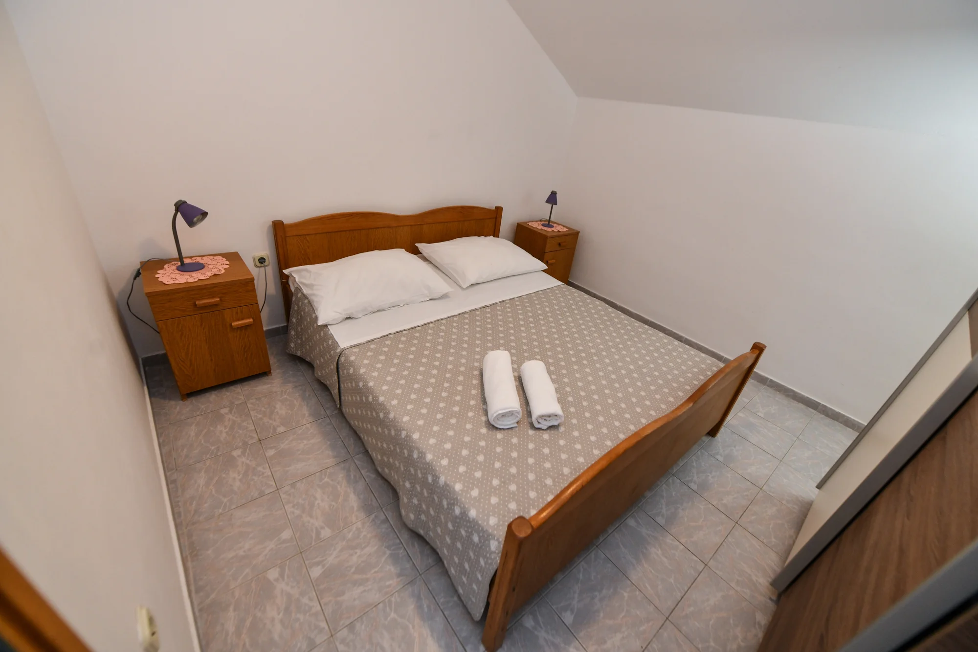 Omišská riviéra na 7 nocí: apartmány jen 100 m od pláže s kapacitou až 6 osob