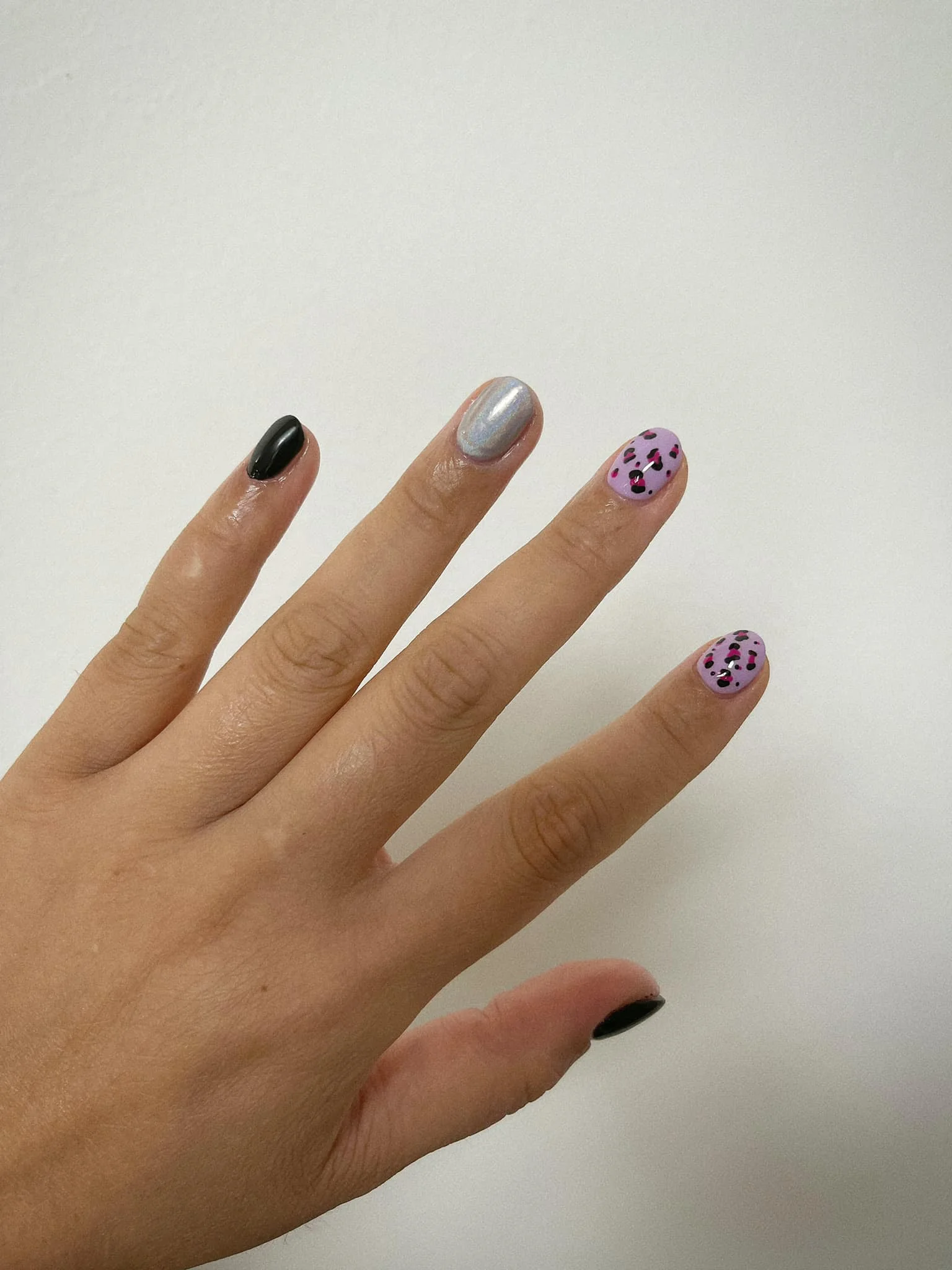 Star Nails: manikúra s Shellacem či mokrá pedikúra s gel lakem