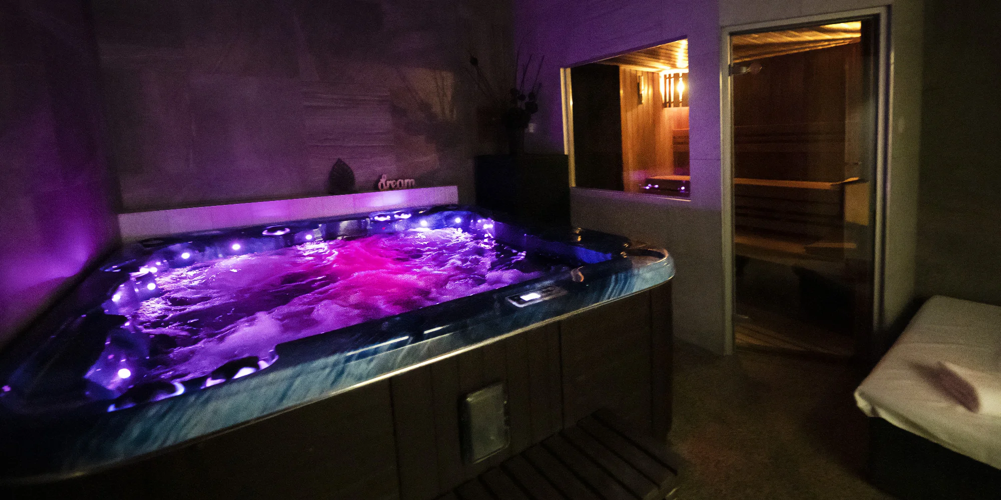Pobyt v pražském Karlíně: snídaně, privátní wellness i pokoj s vířivkou