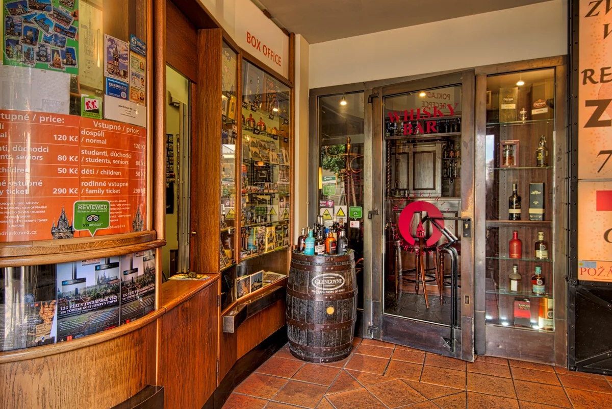 Vstup na Jindřišskou věž s vyhlídkou pro děti, dospělé i rodinu