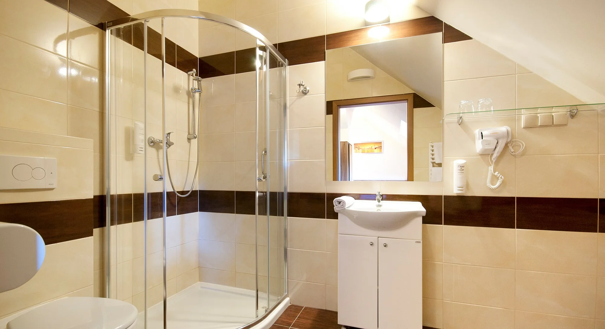 Za odpočinkem i zábavou na polskou stranu Zlatých hor: wellness, atrakce i možnost all inclusive v ceně