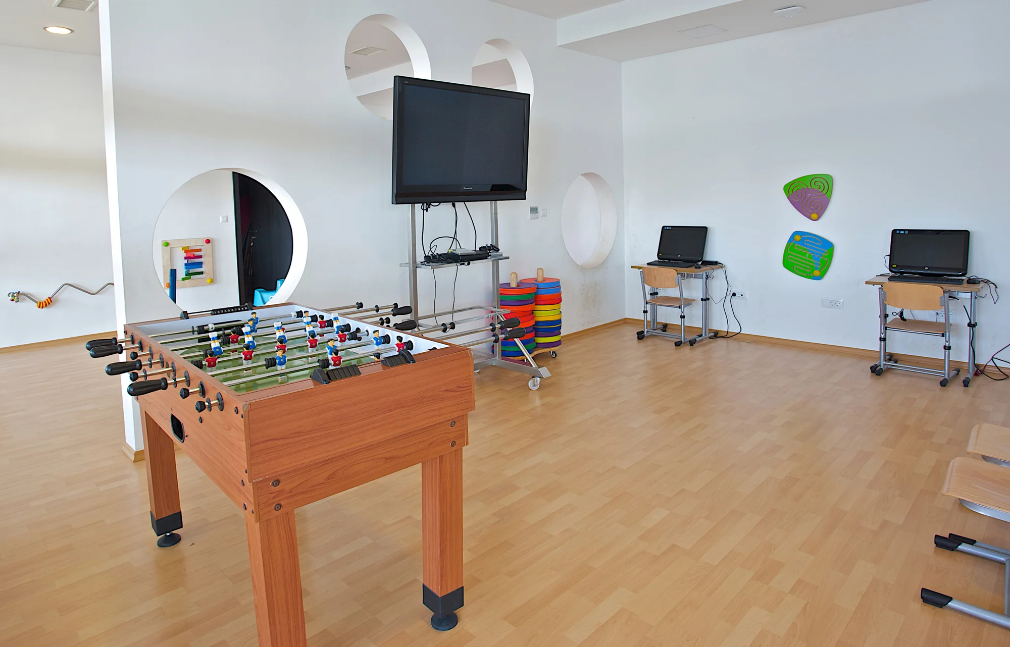 4* apartmánový resort v letovisku Pula: ubytování až pro 4 osoby, 200 m od pláže, s bazény a tobogánem, možnost snídaní