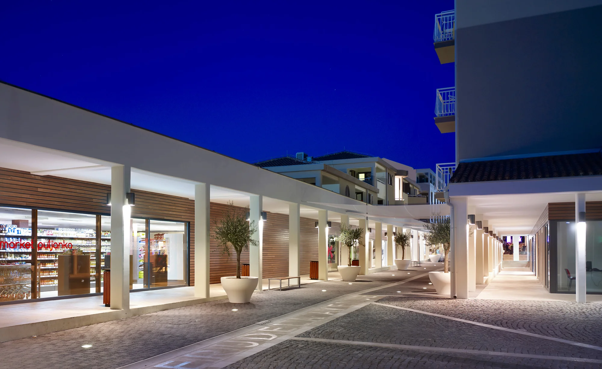 4* apartmánový resort v letovisku Pula: ubytování až pro 4 osoby, 200 m od pláže, s bazény a tobogánem, možnost snídaní