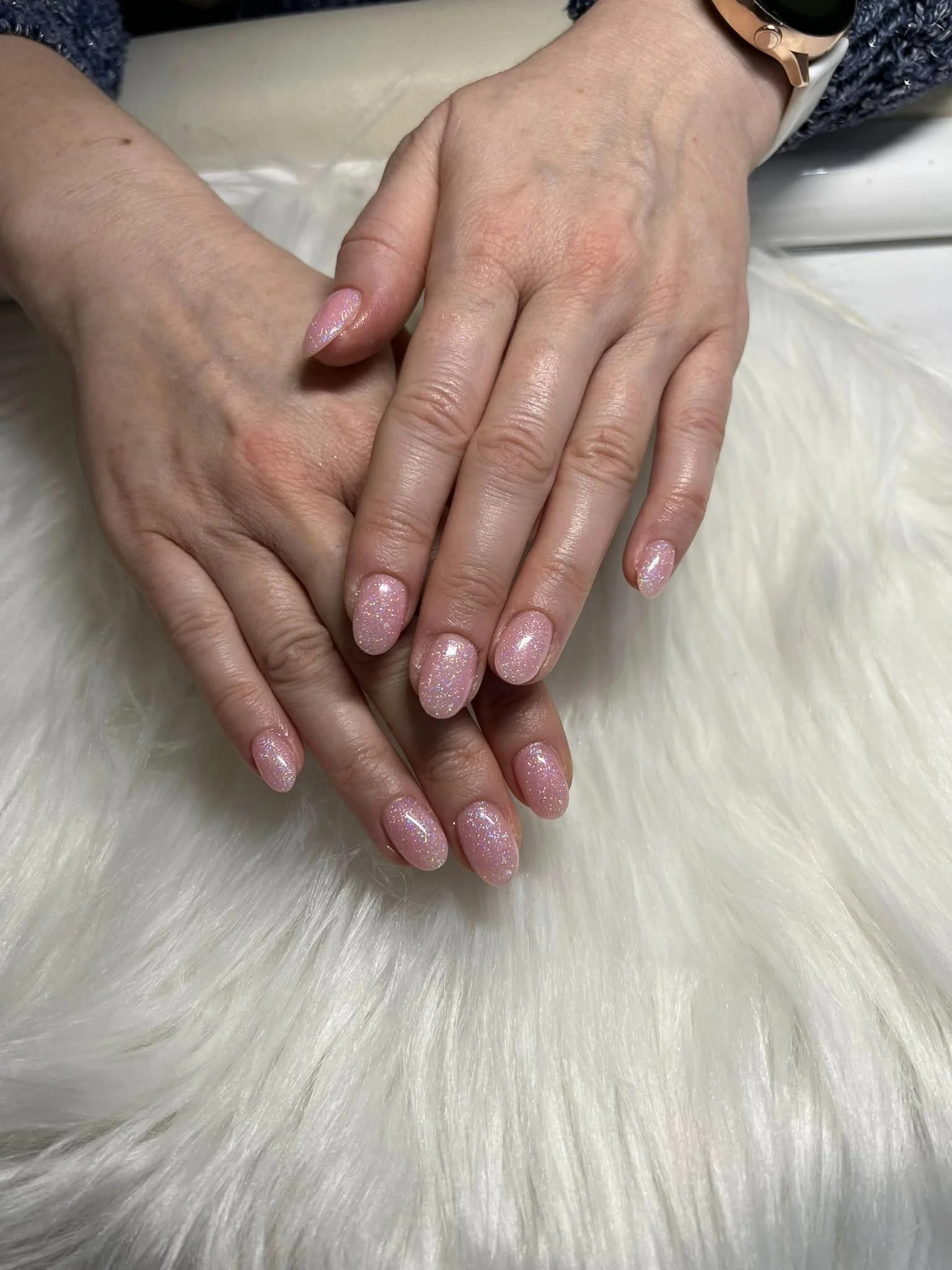 Star Nails: manikúra s Shellacem či mokrá pedikúra s gel lakem