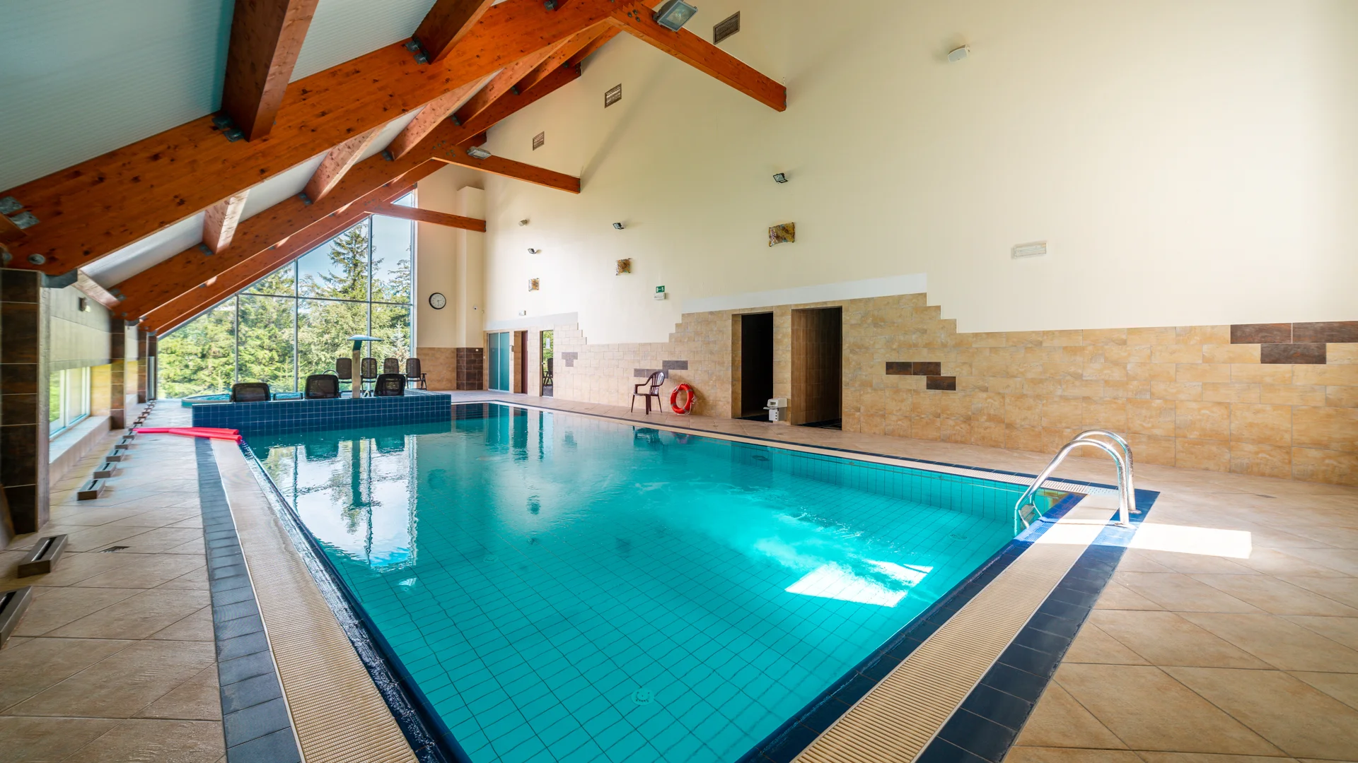 Za relaxem do lázeňského města Świeradów Zdrój: polopenze, wellness i balíček s masáží