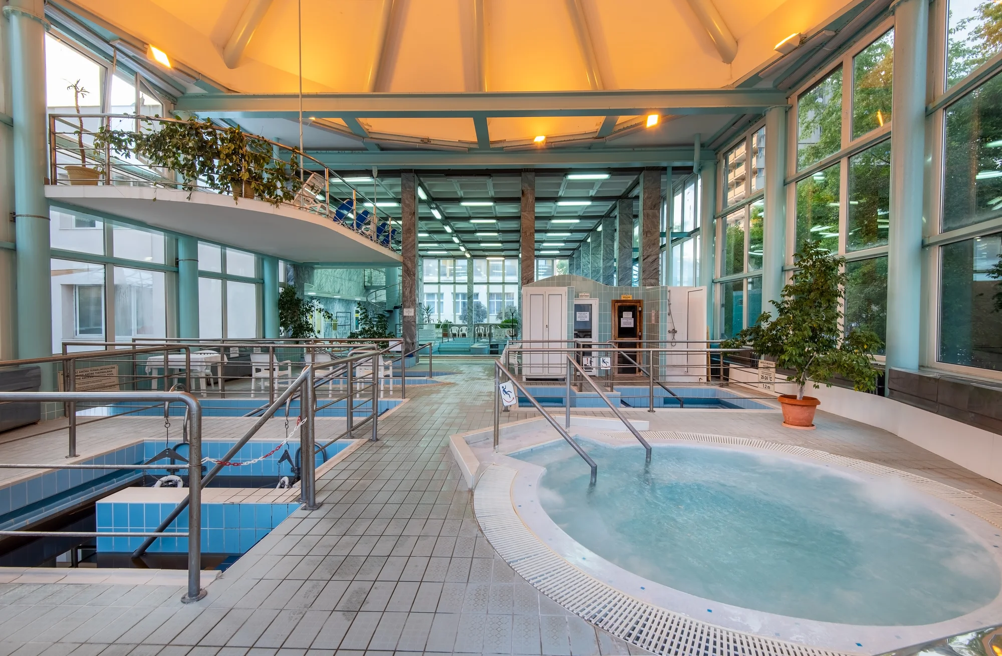 Pobyt v 3* hotelu ve vyhlášených maďarských lázních: neomezený wellness, léčivé termální prameny, polopenze