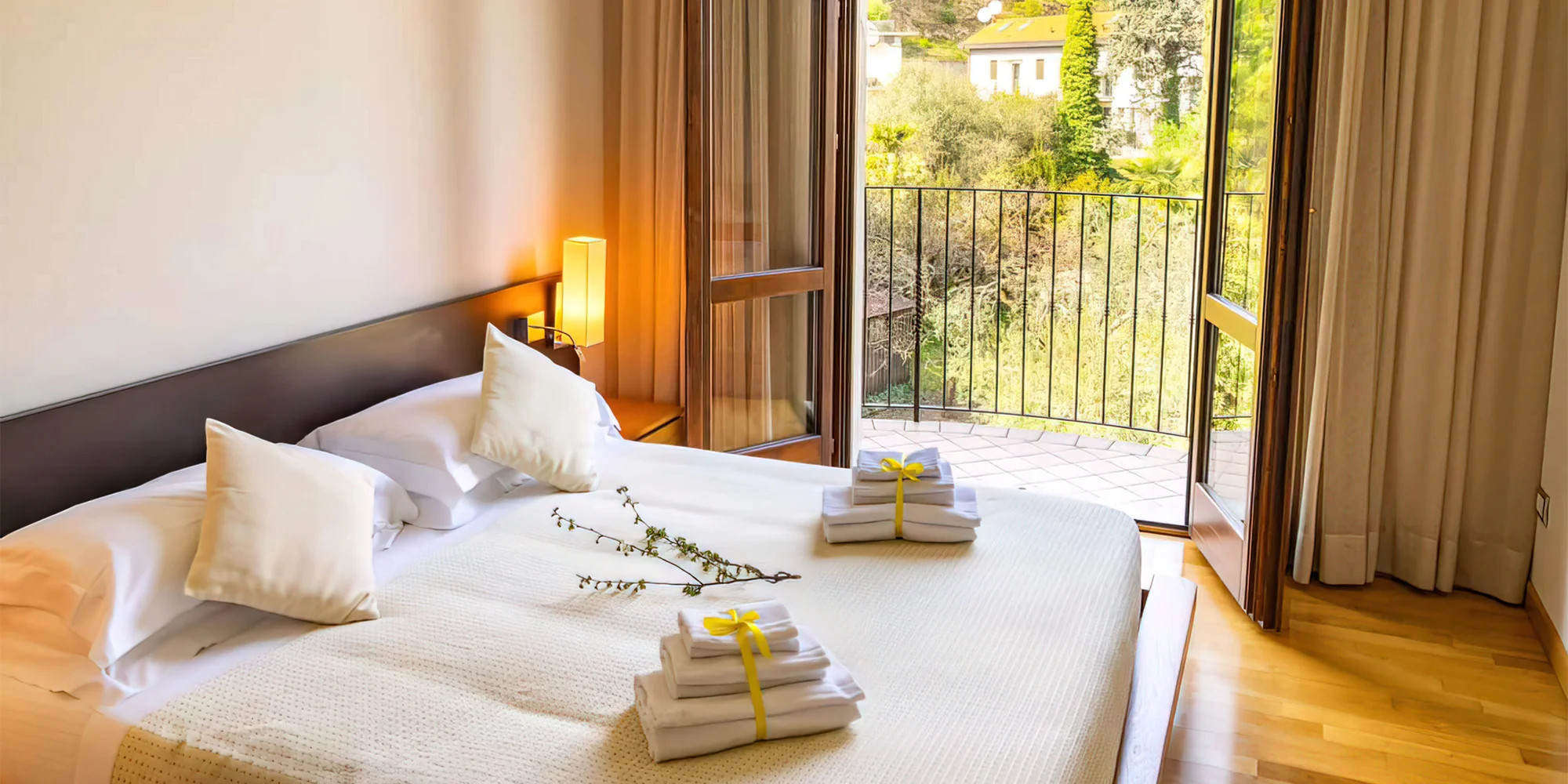 Hotel s bazénem, wellness a polopenzí u Lago di Garda jen 150 m od vyhlášené pláže La Romantica