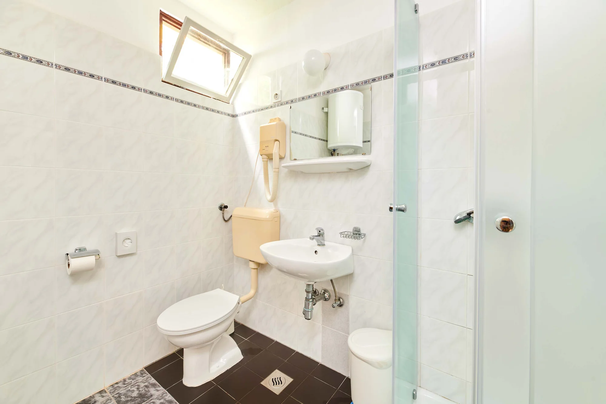 Dovolená na Istrii: apartmány pro celou rodinu přímo u pláže, bez stravy nebo s polopenzí