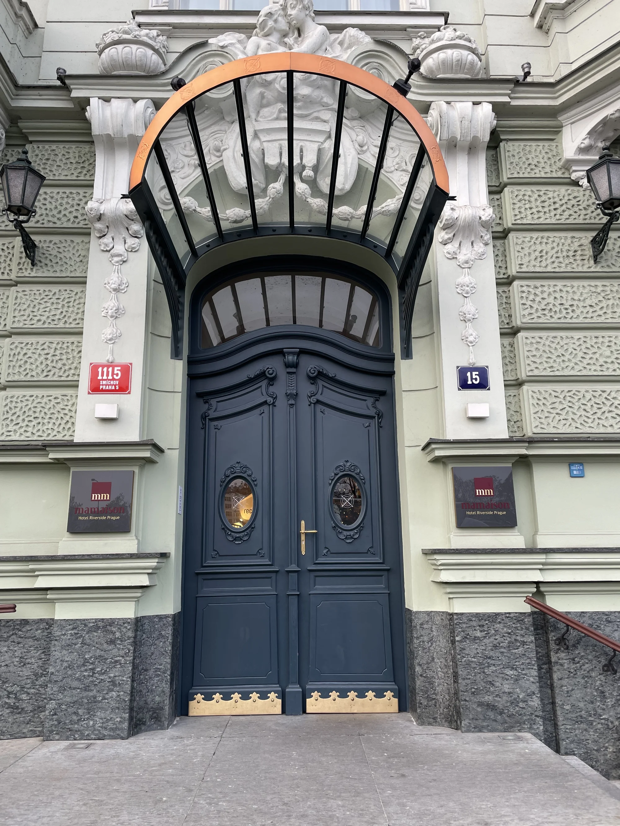Jarní pobyt v 5* hotelu na Janáčkově nábřeží v centru Prahy se snídaní
