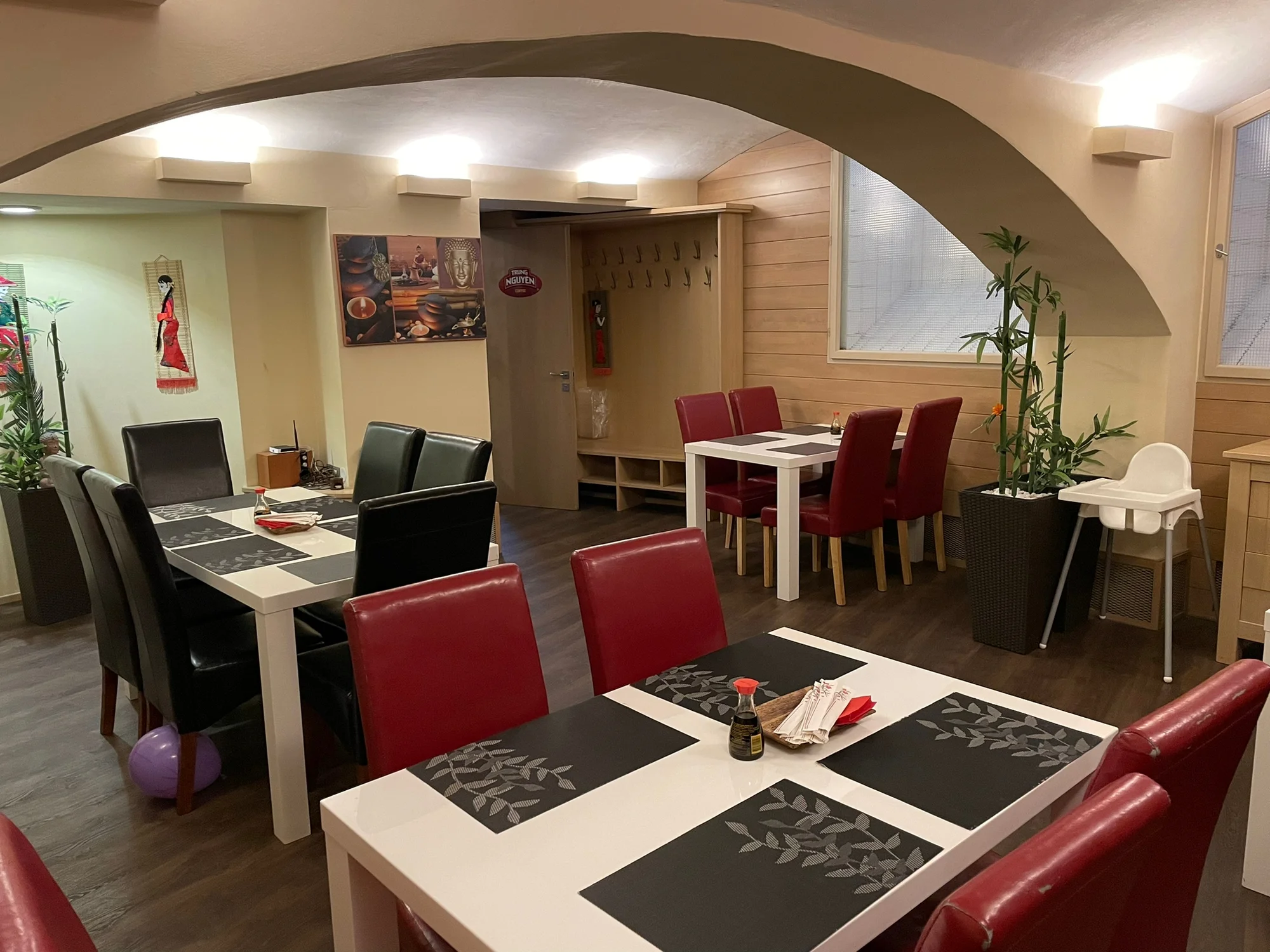 Otevřený voucher do Melong Sushi Bar v Táboře: 300 až 1500 Kč na jídlo i nápoje