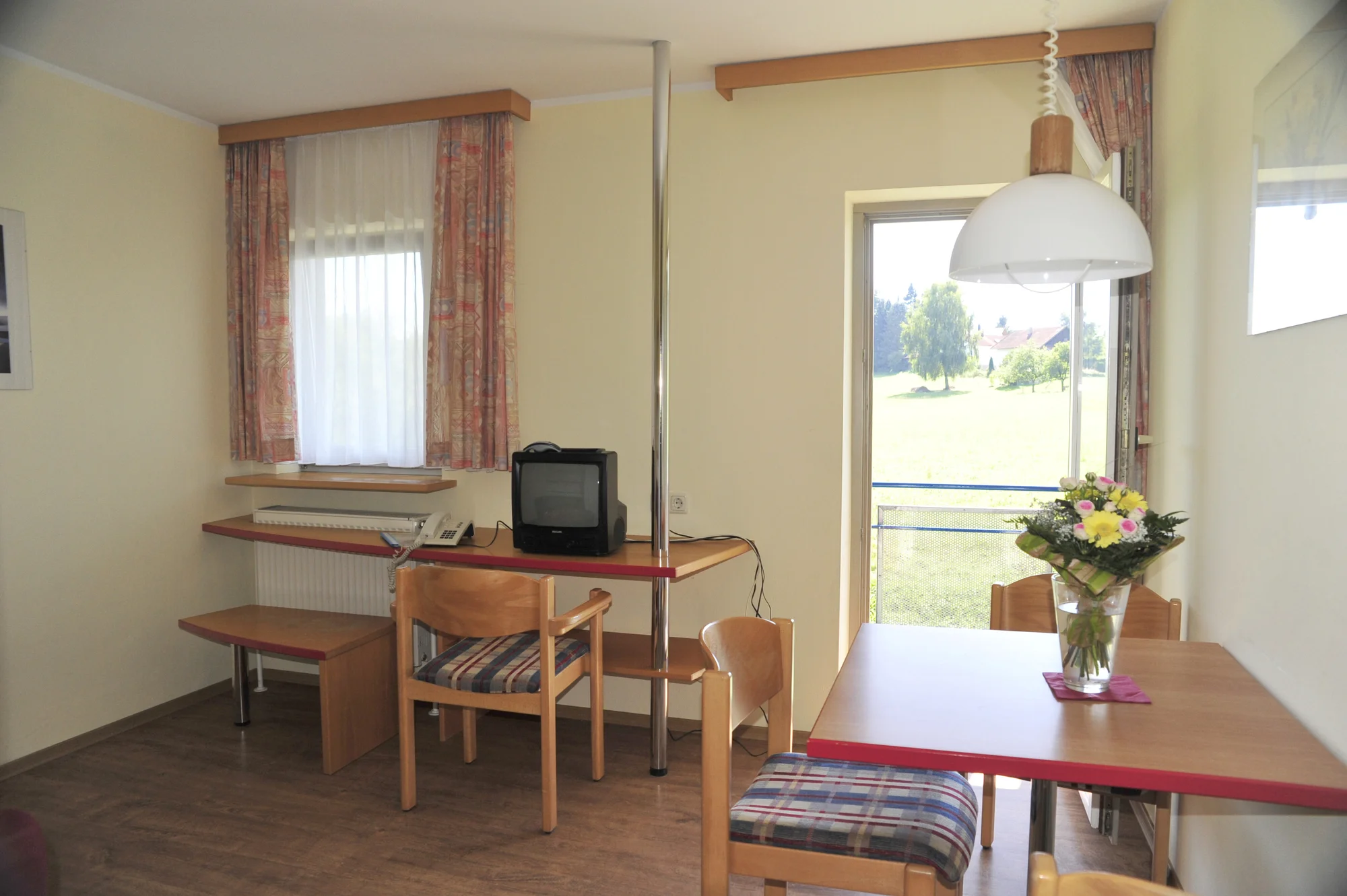 Německá strana Šumavy: rodinný hotel s all inclusive, wellness, jízdárnou, animačním programem jen 20 km od hranic