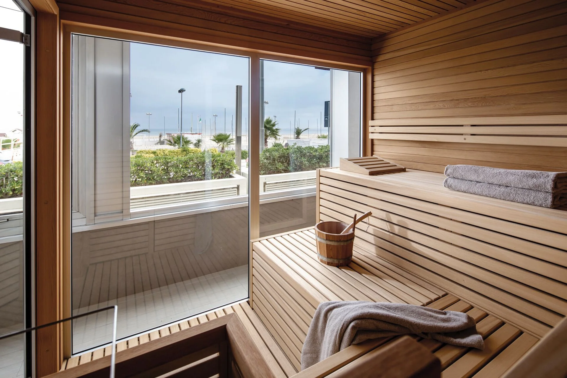 Dovolená v italském Rimini: 4* hotel u pláže, strava, wellness i miniklub