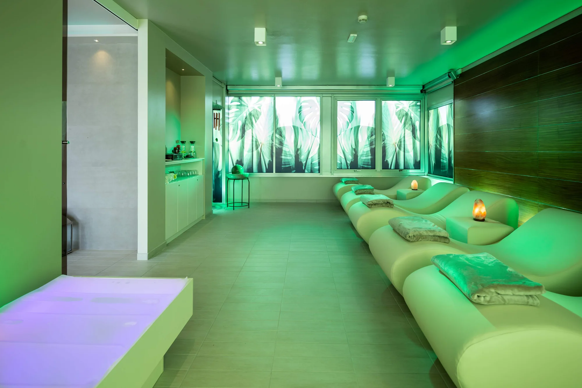 Dovolená v italském Rimini: 4* hotel u pláže, strava, wellness i miniklub