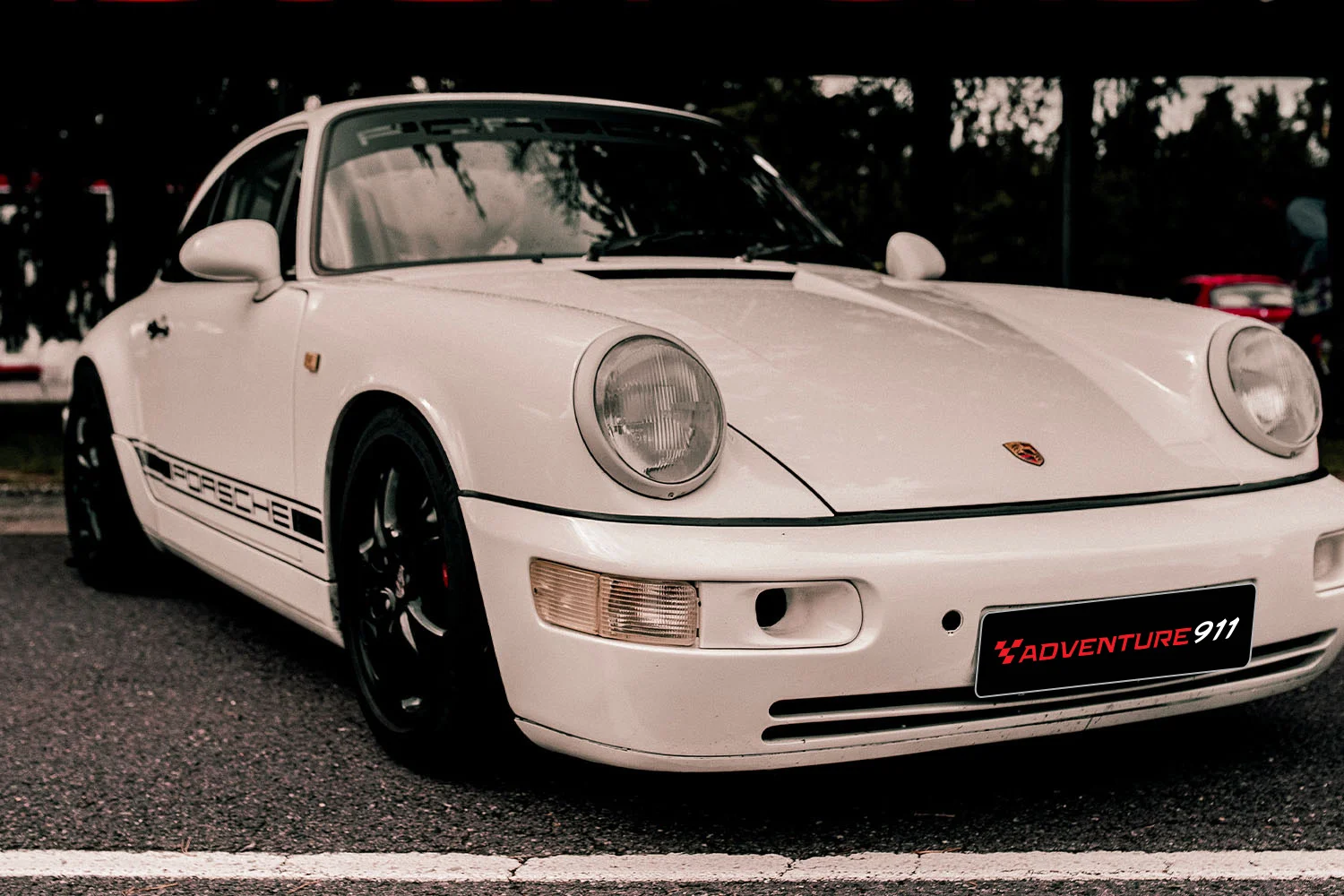 Jízda na závodním okruhu v Třinci, Brně či Mostě v legendárním Porsche dle výběru