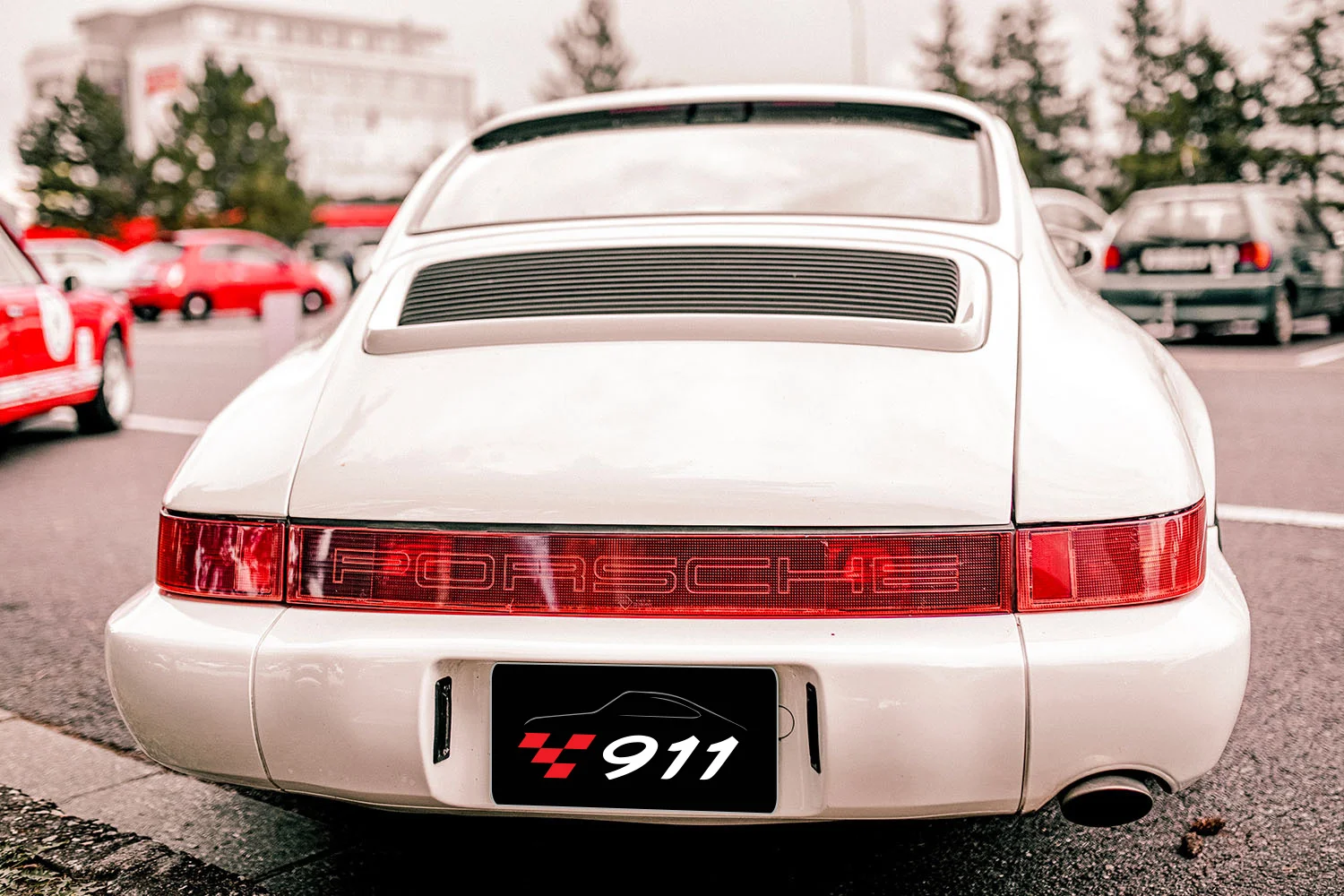 Jízda na závodním okruhu v Třinci, Brně či Mostě v legendárním Porsche dle výběru