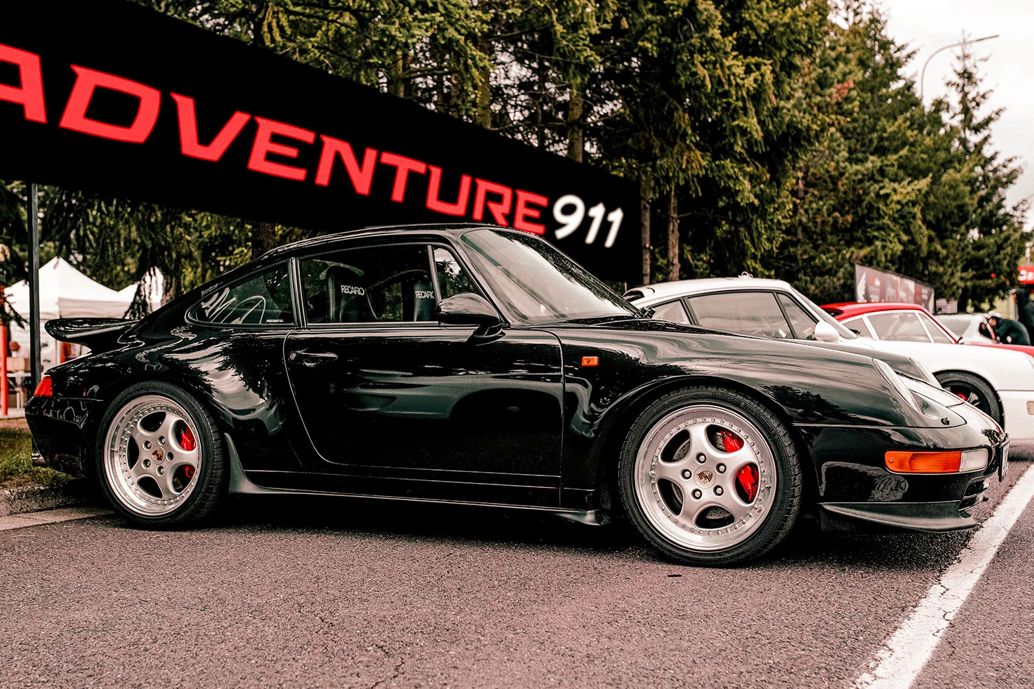 Jízda na závodním okruhu v Třinci, Brně či Mostě v legendárním Porsche dle výběru
