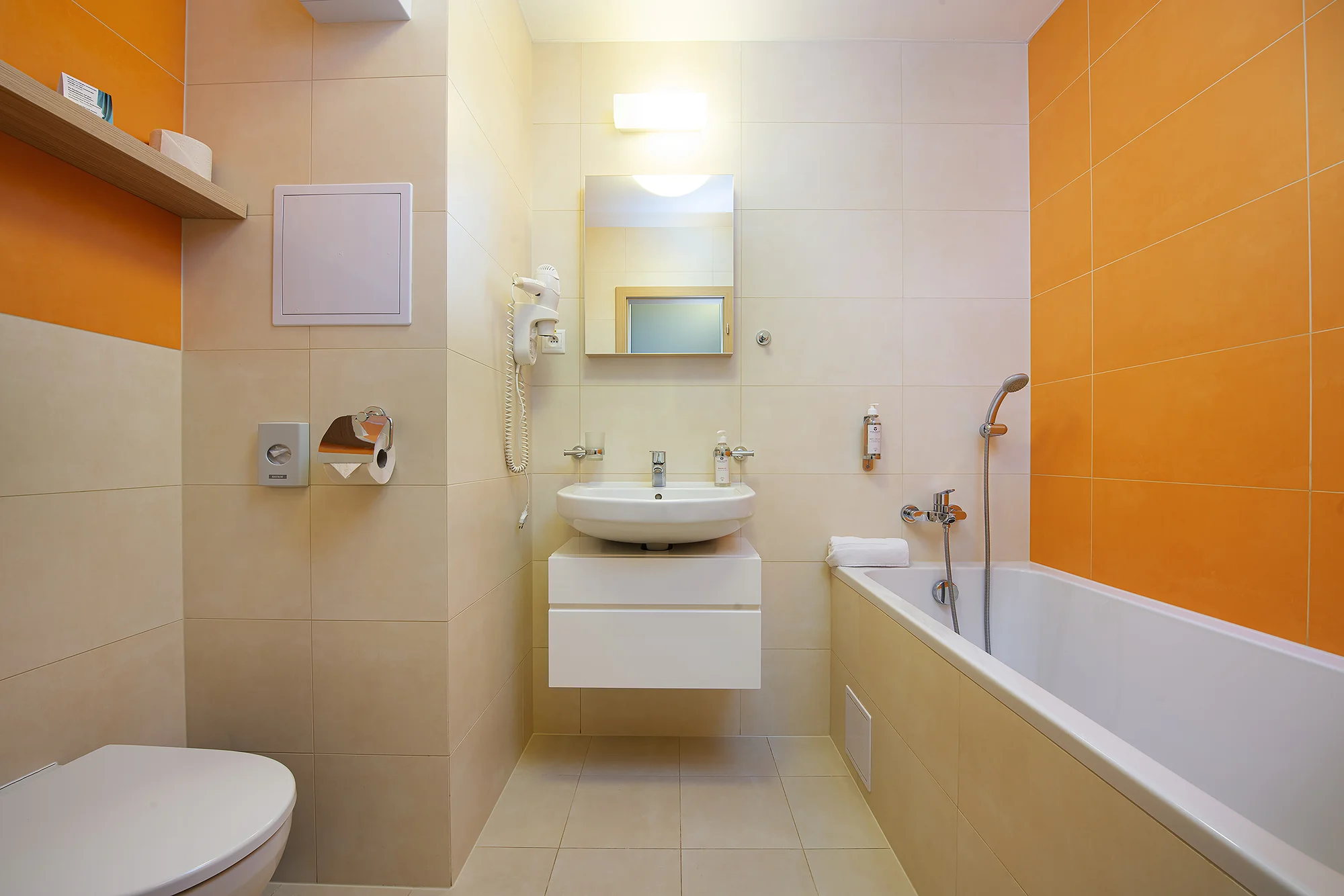 Pobyt v Tatranské Lomnici s polopenzí a wellness: pod Lomnickým štítem, 250 m od lanovky
