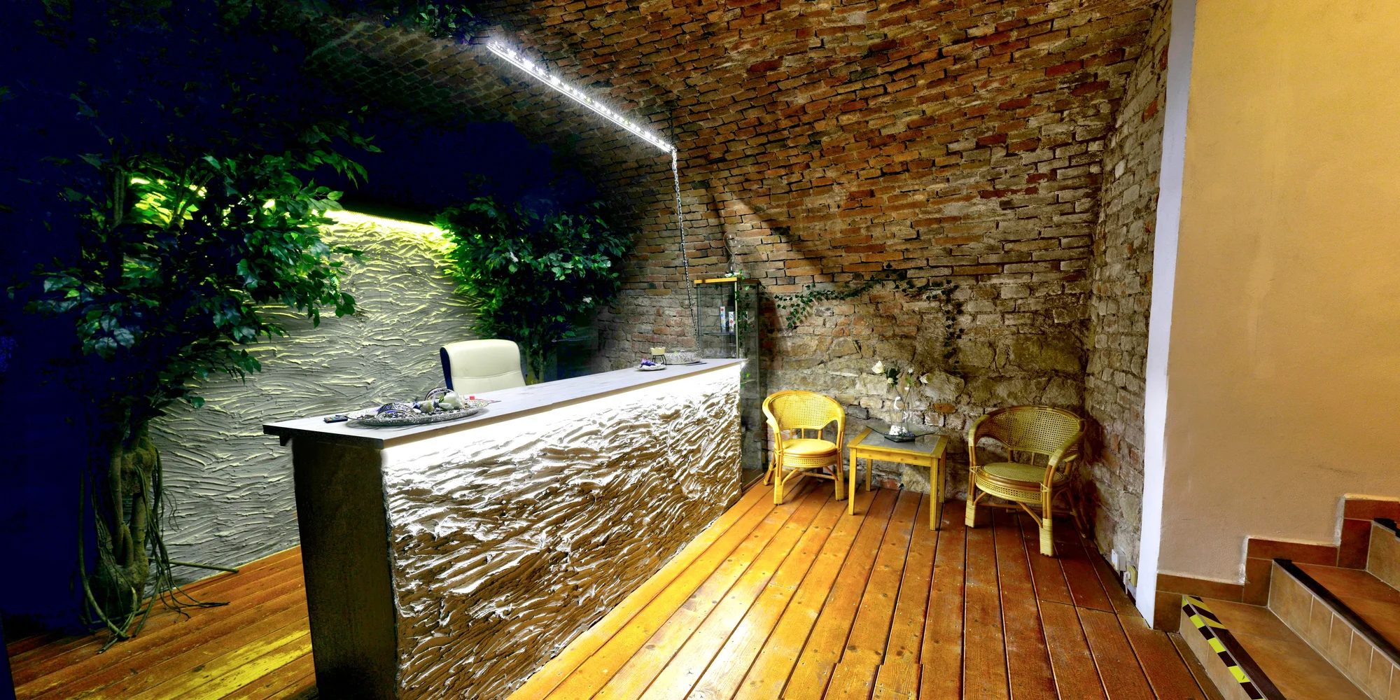Relaxace v romantickém wellness: infrasauna, vířivka, sekt a občerstvení i 13. komnata pro 2 osoby