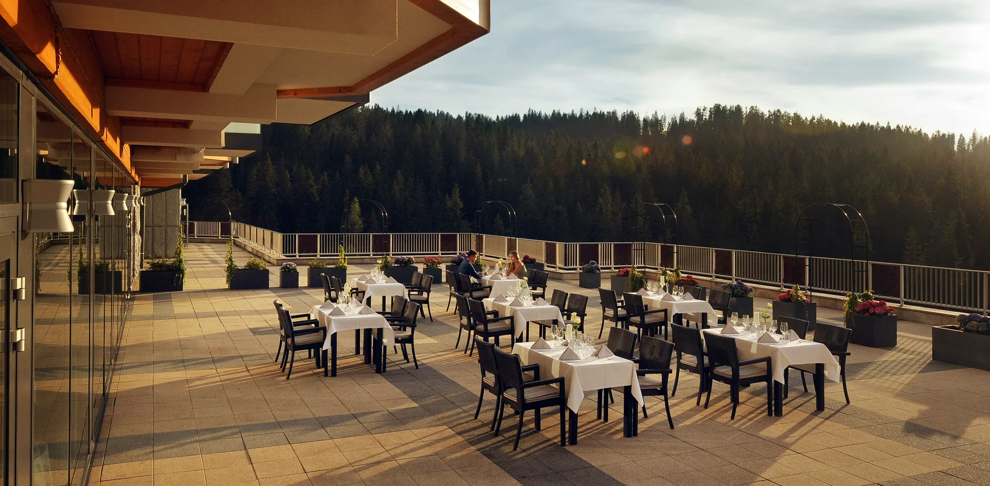 Polské termály: 4* hotel se snídaní či polopenzí, neomezený vstup do bazénů a saun, program pro děti