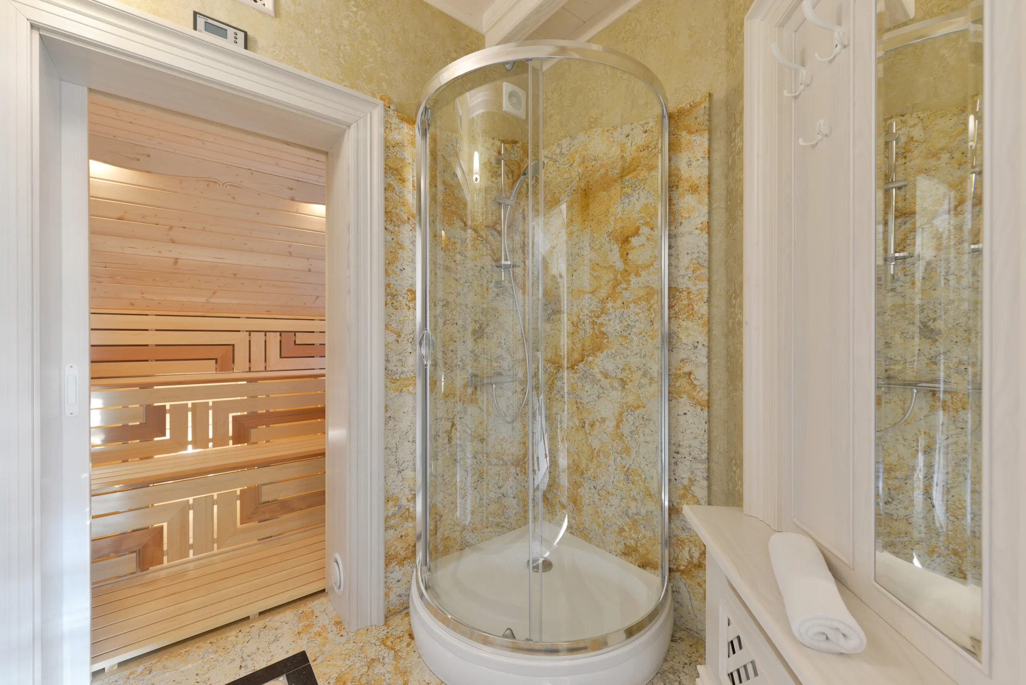 5* resort v polských Beskydech: pobyt až pro 6 osob s jídlem, bazénem, vířivkou i saunou, akce 2 děti zdarma