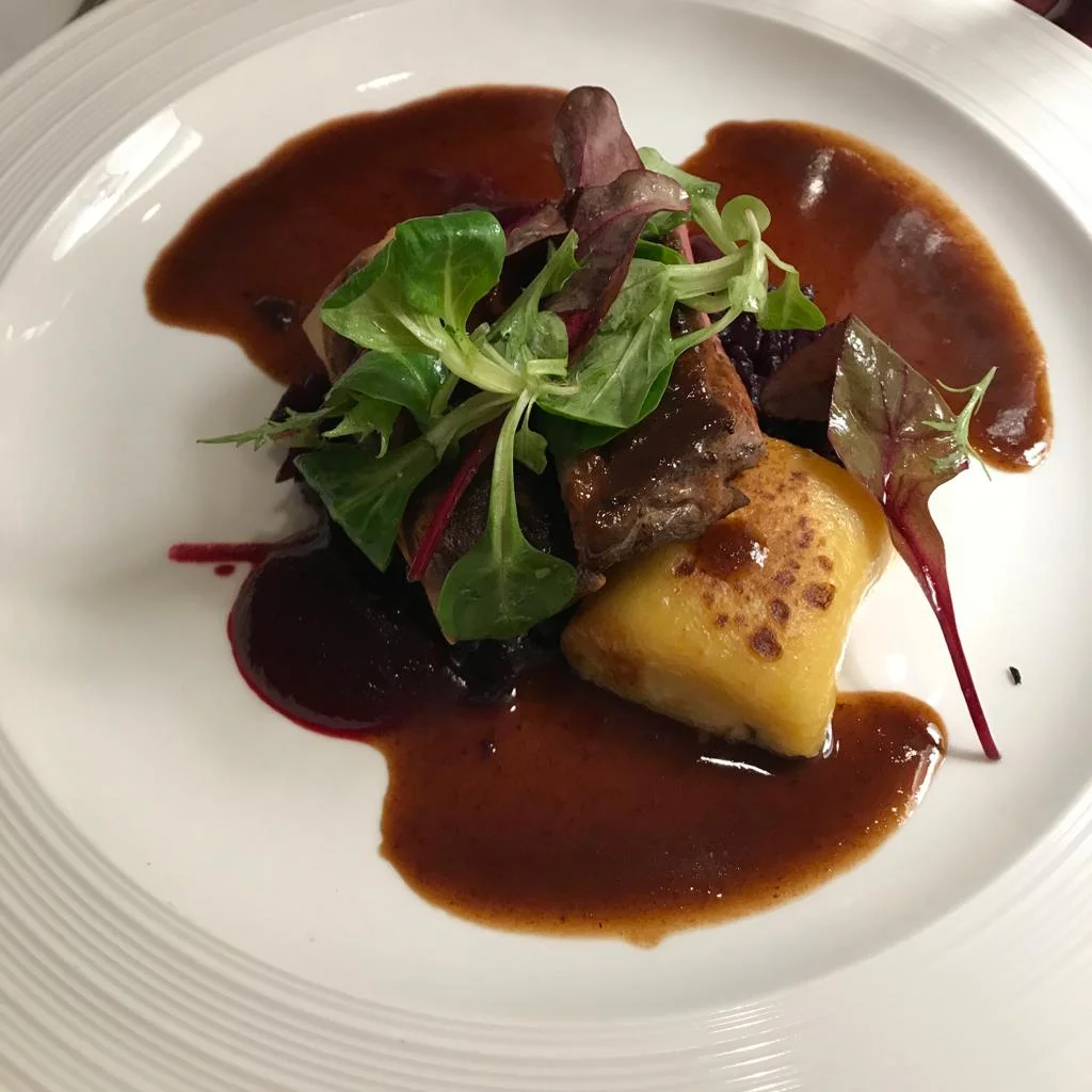 Tříchodové obědové menu v zámecké restauraci Honoria Chateau Herálec*****