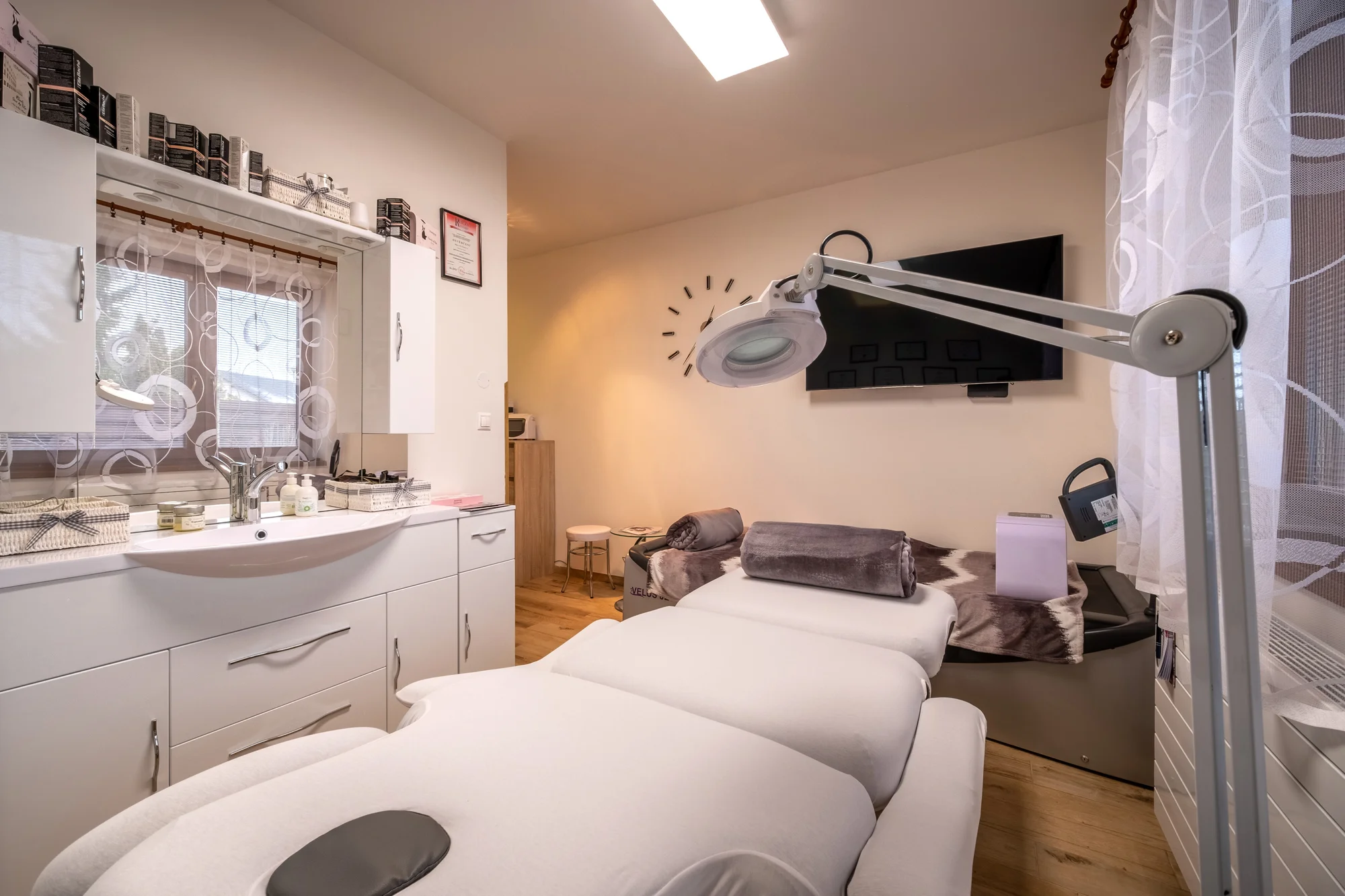 Lash lifting řas nebo laminace obočí vč. barvení