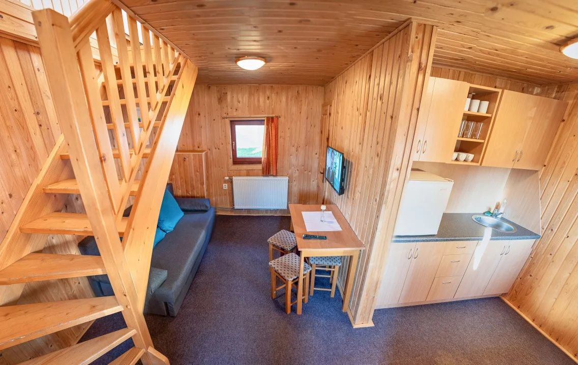 Srubové apartmány u Malé Fatry: polopenze, kuchyňka i vstup do wellness