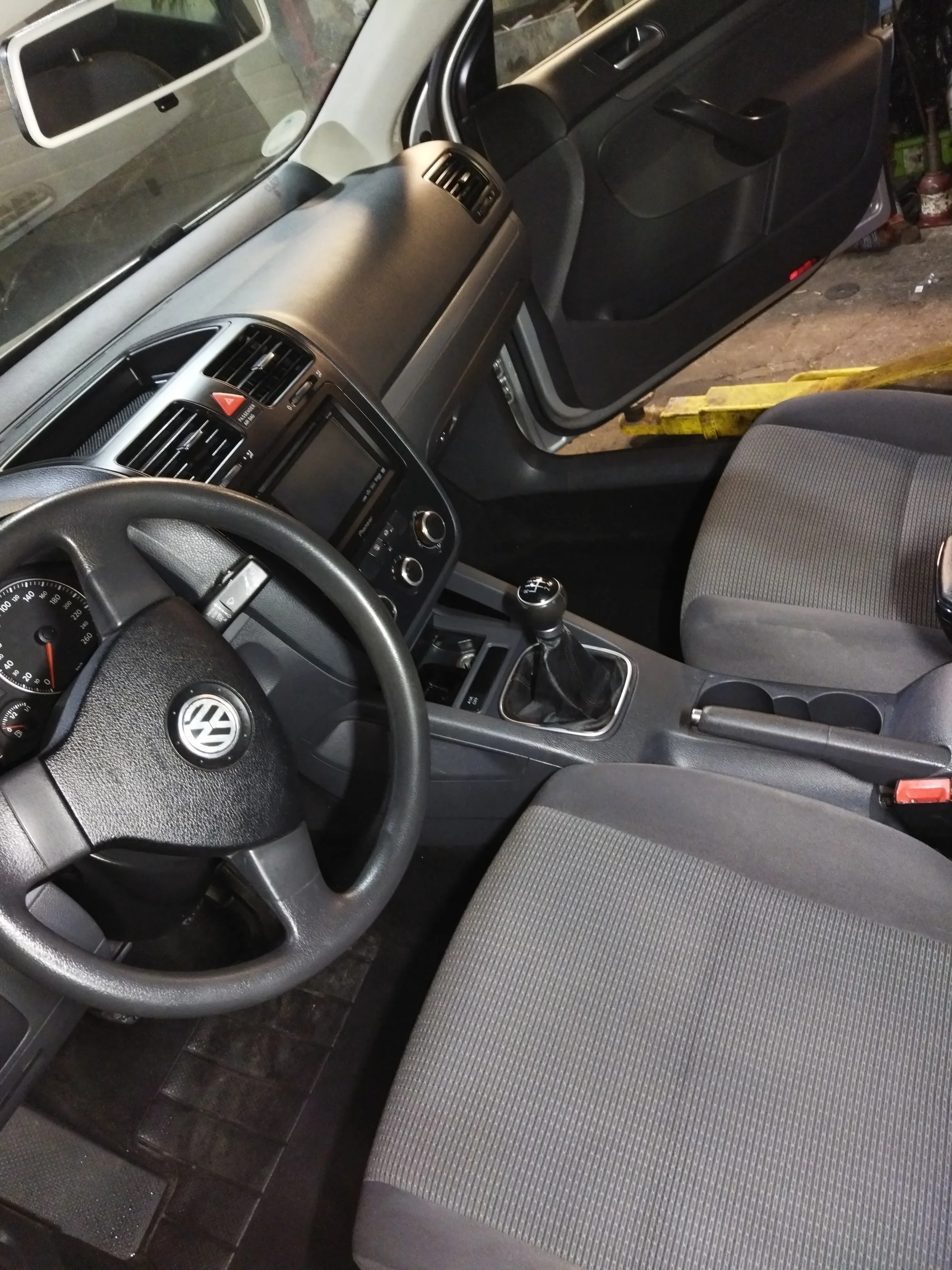 Mobilní čištění automobilu na vámi zvolené adrese: 3 programy