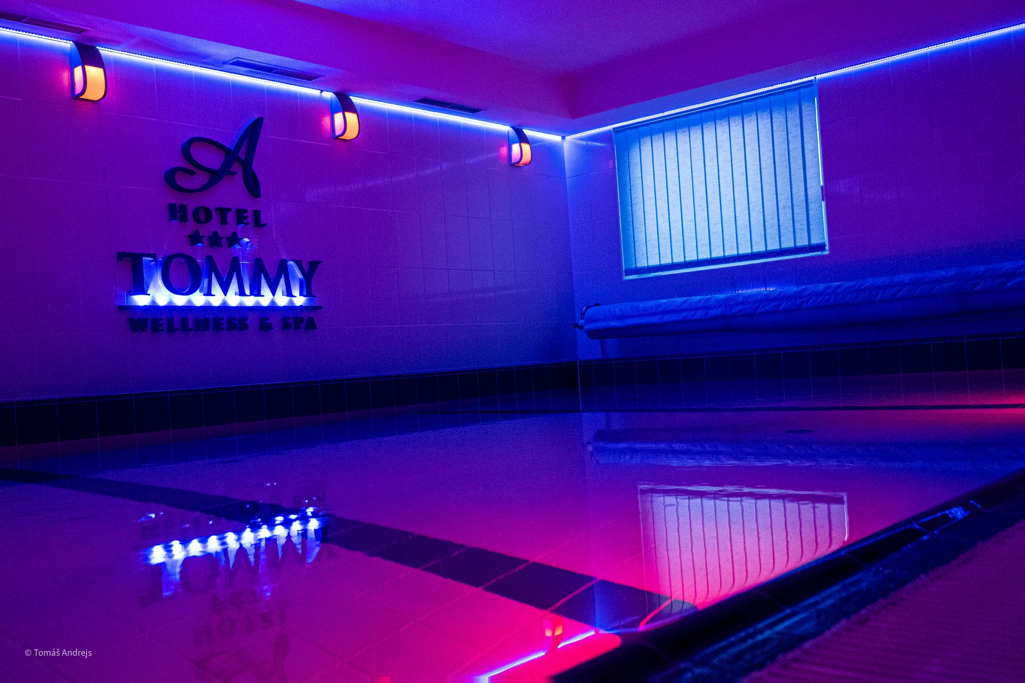 Pobyt nedaleko Adršpašských skal v pokoji Economy nebo Superior se snídaní a wellness