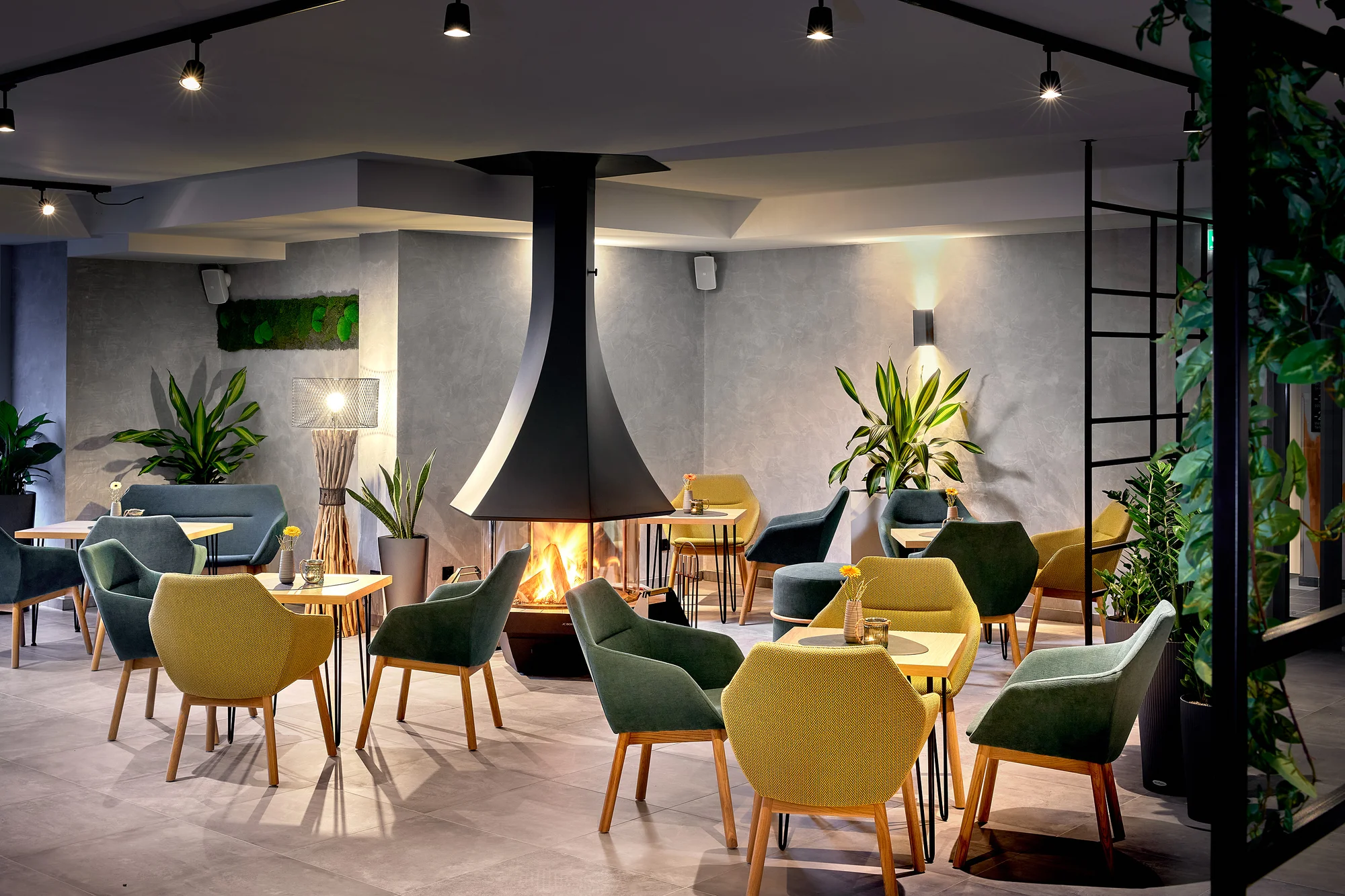 Pobyt ve 4* hotelu v rakouském Kaprunu: polopenze, wellness, venkovní i vnitřní bazén, v létě karta výhod