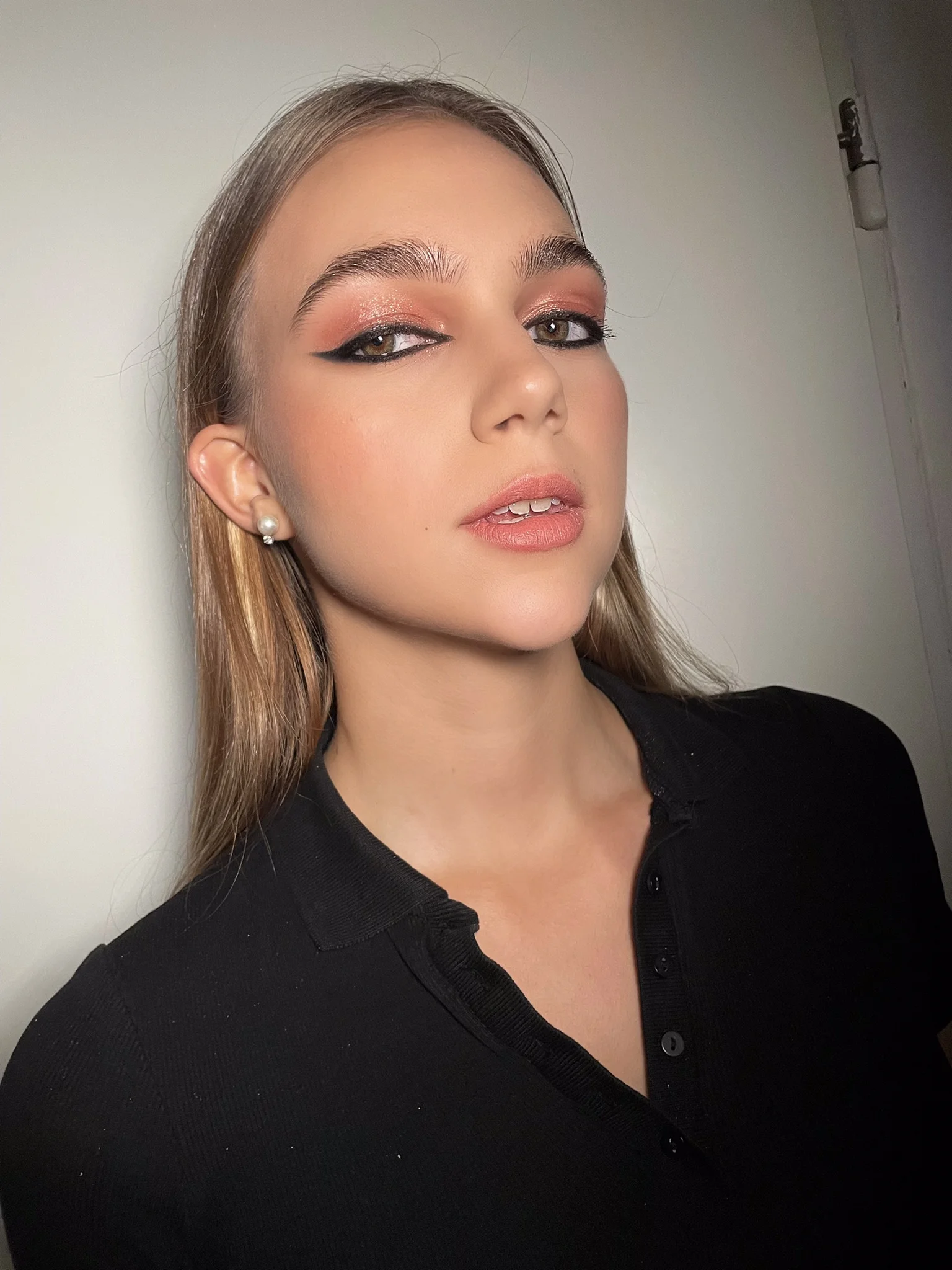 Udělejte něco pro sebe: večerní líčení i styling účesu pro 1 nebo 2 osoby