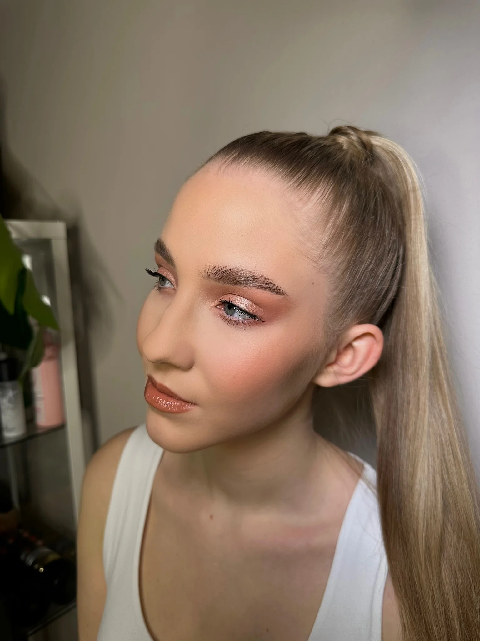 Udělejte něco pro sebe: večerní líčení i styling účesu pro 1 nebo 2 osoby