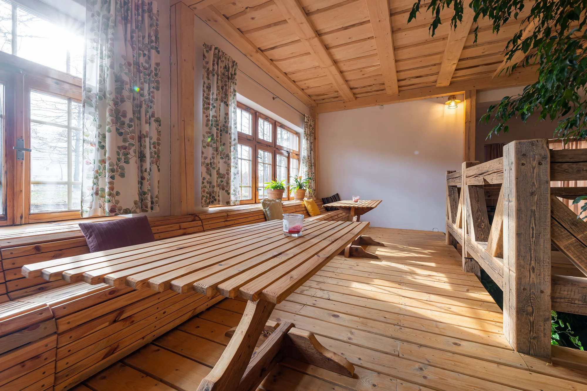 Dopřejte si relax: 120 min. privátního wellness s lahví sektu pro dva