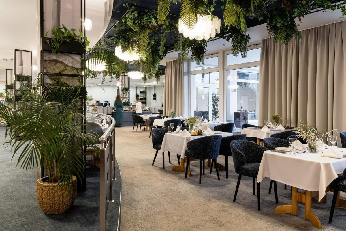 Perfektní dovolená pro rodinky s dětmi: hotel jen 100 m od pláže, bazén, sauna i animační program