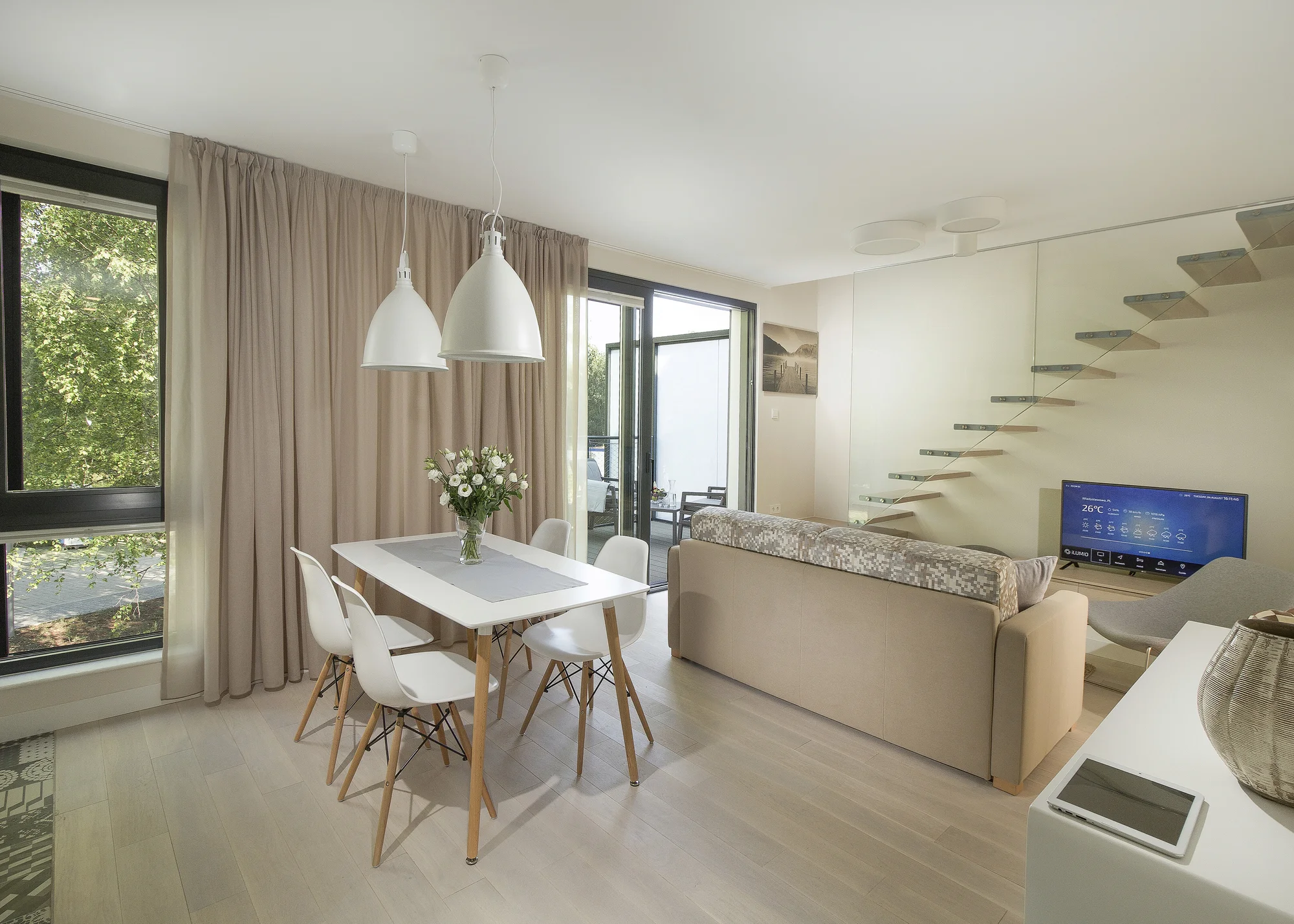Resort u Baltu: polopenze, vlastní přístup k pláži, neomezený vstup do sauny, půjčení kol i animace