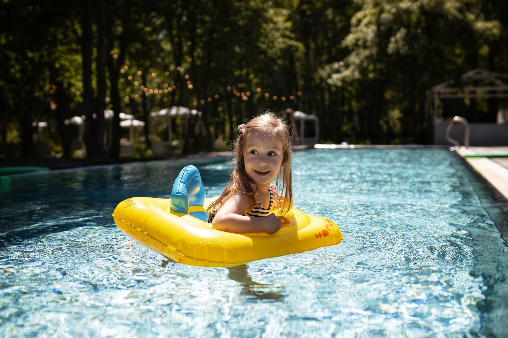 Resort u Baltu: polopenze, vlastní přístup k pláži, neomezený vstup do sauny, půjčení kol i animace