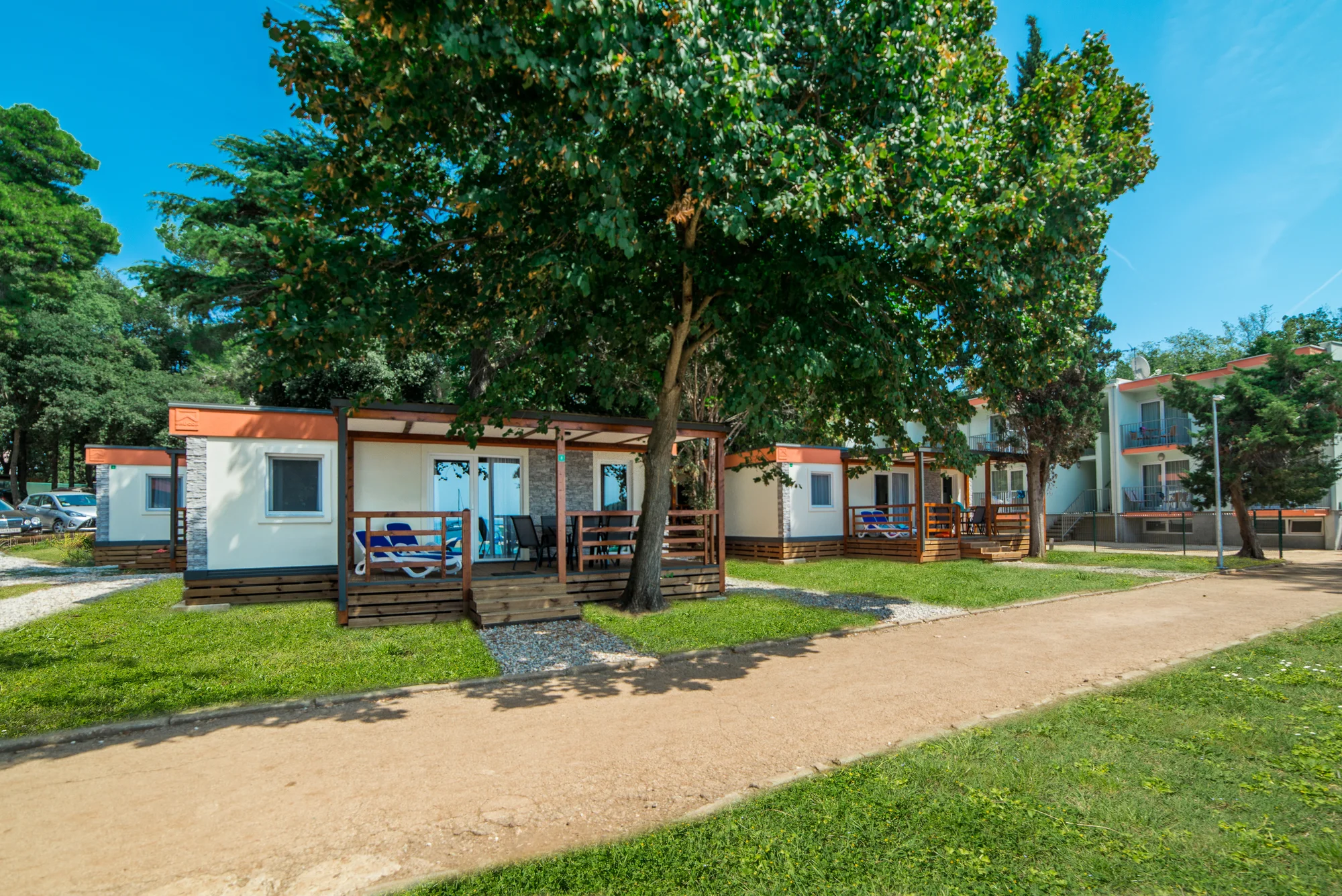 Plážový resort v chorvatské Pule: moderní mobilní domek s terasou až pro 6 osob