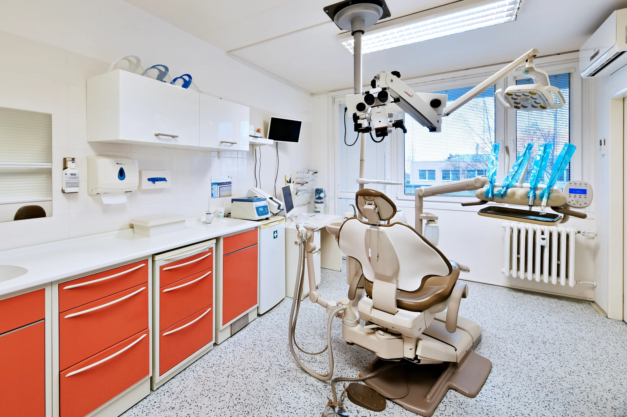 Pro krásný úsměv a zoubky jako perličky: dentální hygiena včetně AirFlow