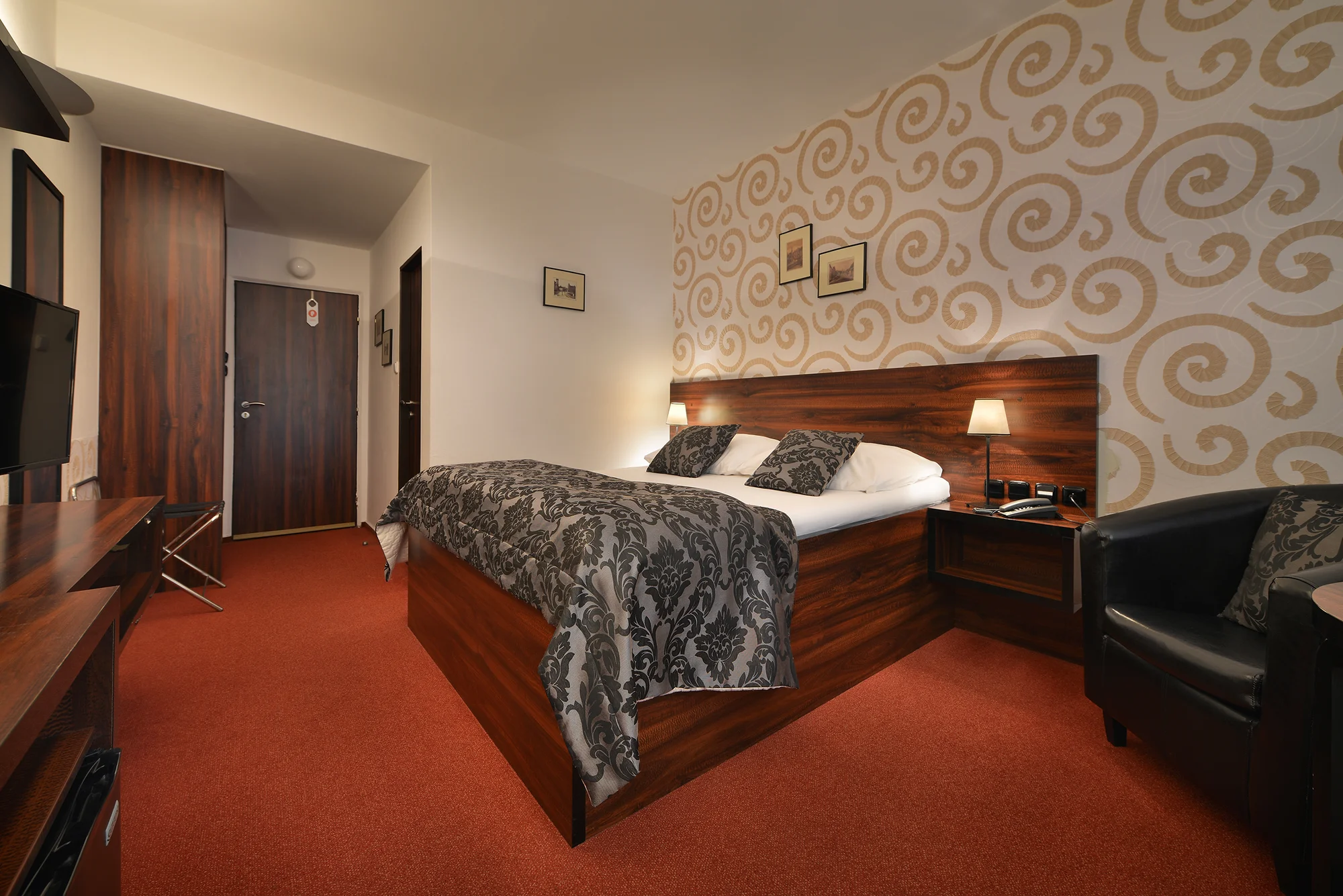 Hotel ve sklářském ráji: pobyt se snídaní či polopenzí, wellness, dámská jízda i bylinkový pobyt