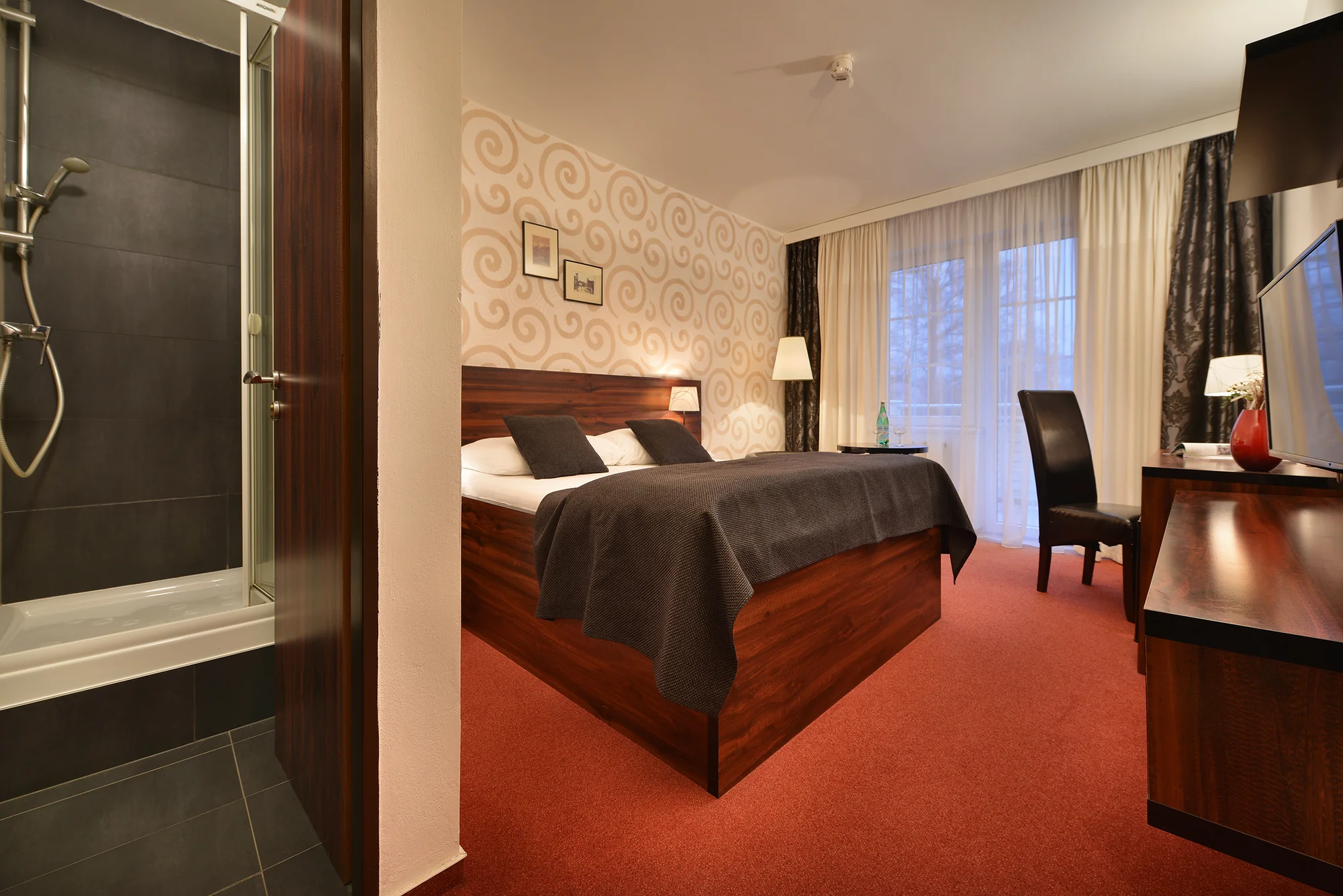 Hotel ve sklářském ráji: pobyt se snídaní či polopenzí, wellness, dámská jízda i bylinkový pobyt