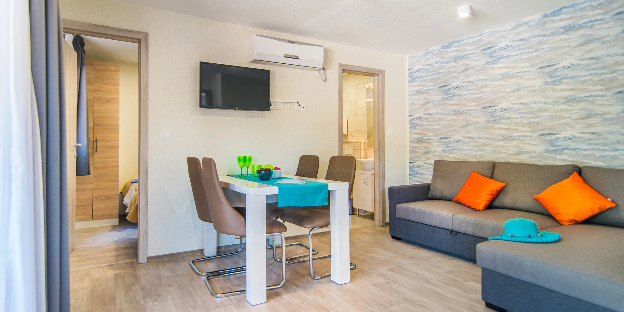 Plážový resort v chorvatské Pule: moderní mobilní domek s terasou až pro 6 osob