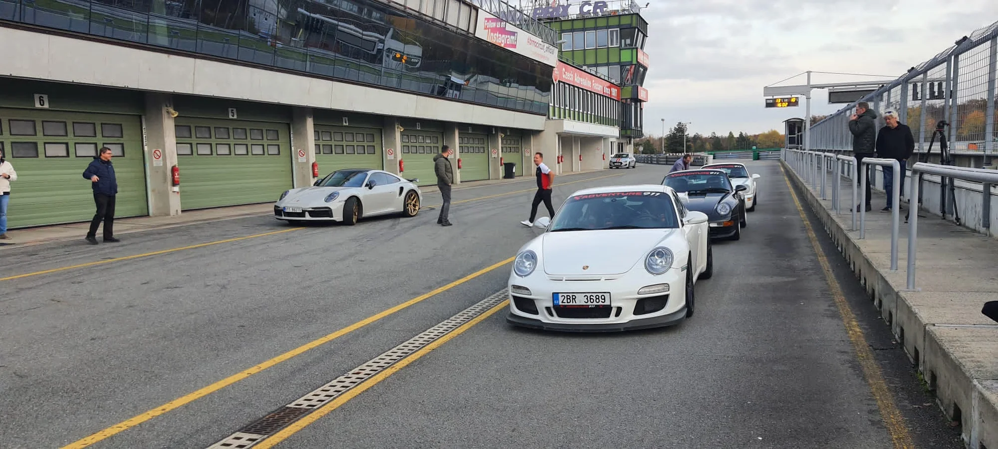 15–60min. jízdy v Porsche: 6 legendárních vozů od „devětsetjedenáctky“ z roku 1969 po 991 GT3